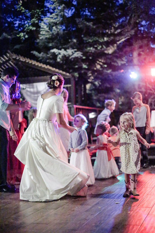 EK-Studios-Utah-Wedding-Photographers-Oqhirrh-Mnt-temple-wedding-reception-millcreek-inn065-Blog