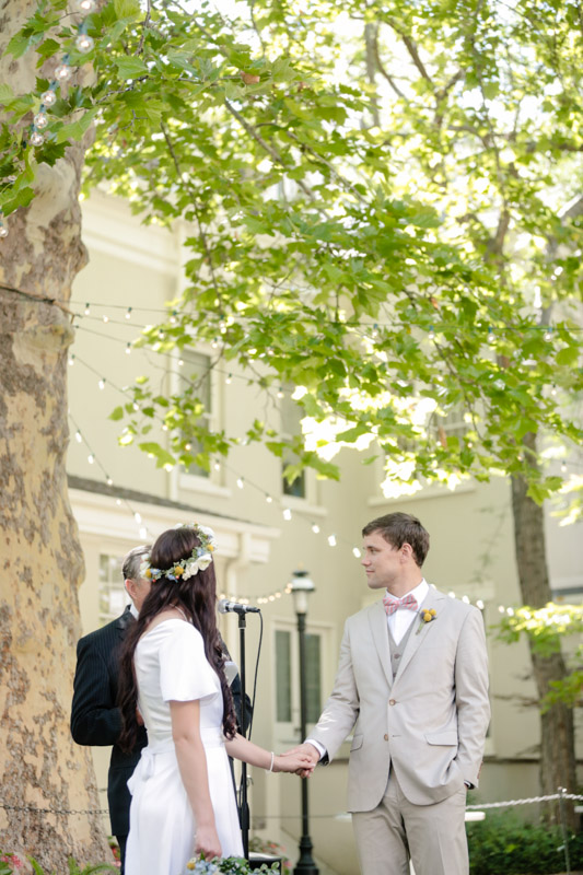 EK-Studios-Utah-Wedding-Photographers-Lion-House-Garden-Ring-Ceremony-036-Blog