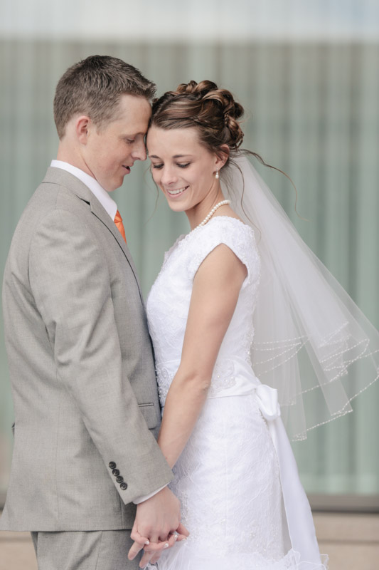 EK-Studios-Utah-Wedding-Photographers-Oqhirrh-Mountain-Temple-Wedding026-Blog