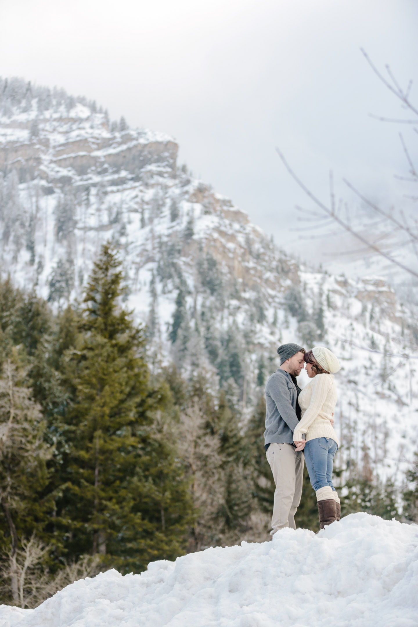 EK-Studios-Utah-Wedding-Photographers-Winter-engagements016-Blog