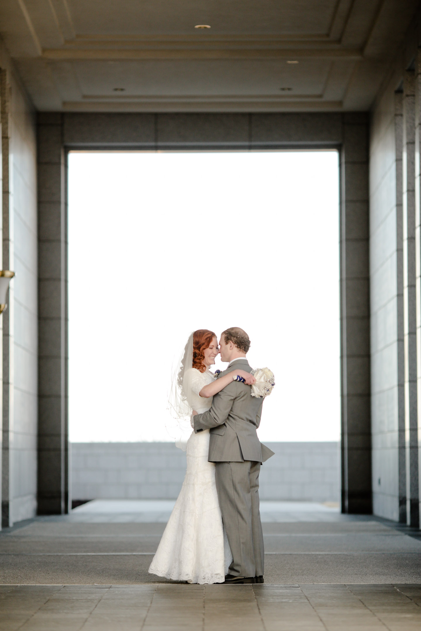 EK-Studios-Utah-Wedding-Photographers-Draper-Temple-Wedding-Bridals037-Blog