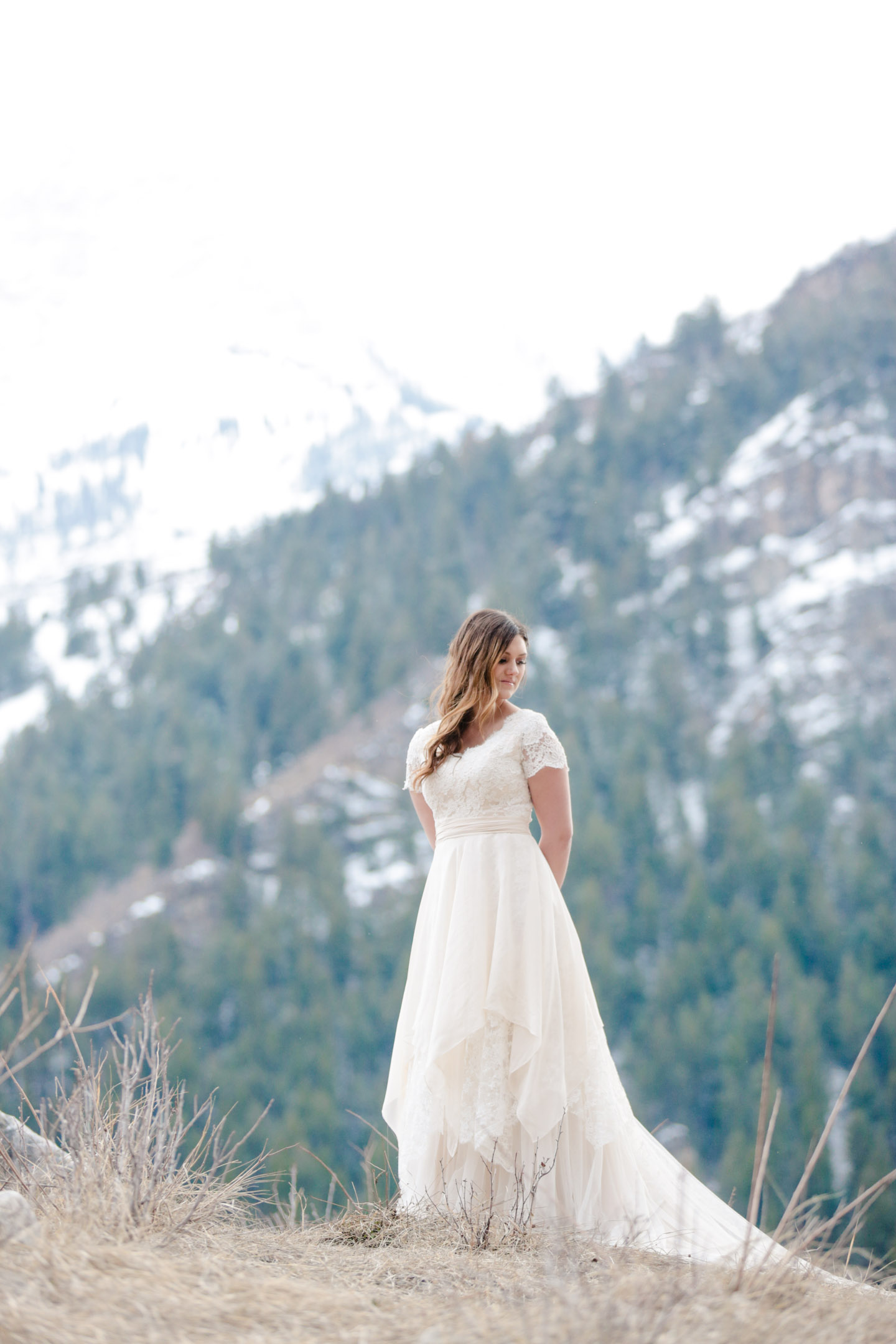 EK-Studios-Utah-Wedding-Photographers-Vintage-Wedding-Dress-Mountain-bridals014-Blog