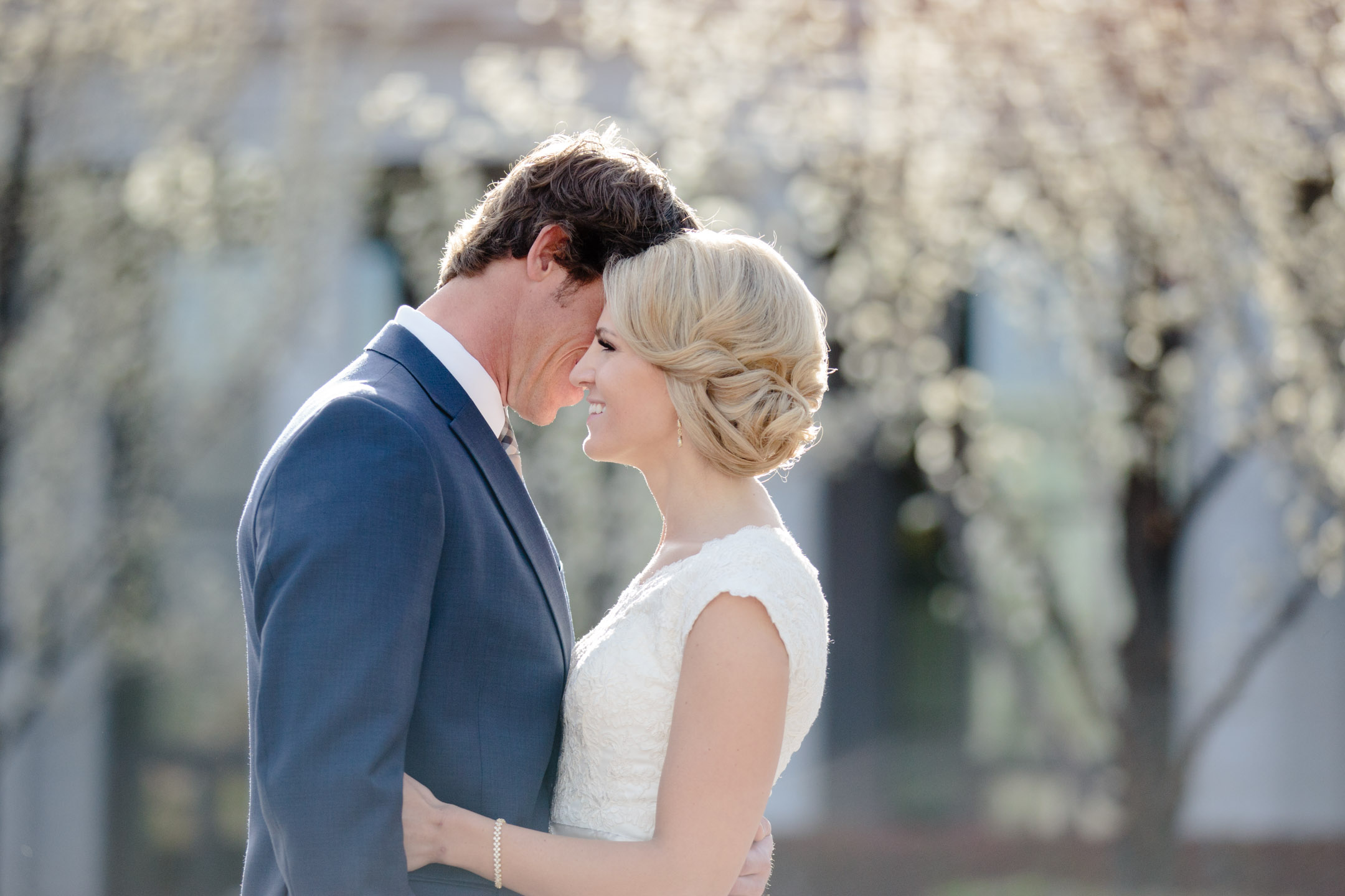 EK-Studios-Utah-Wedding-Photographers-Classy-Bridals-lace-dress-blossoms-spring021-Blog