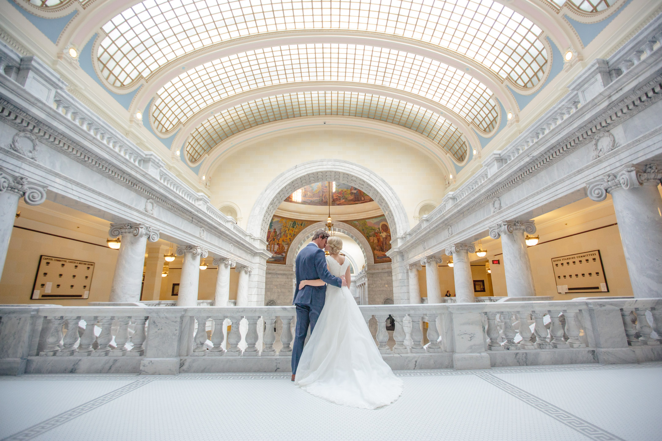 EK-Studios-Utah-Wedding-Photographers-Classy-Bridals-lace-dress-blossoms-spring040-Blog