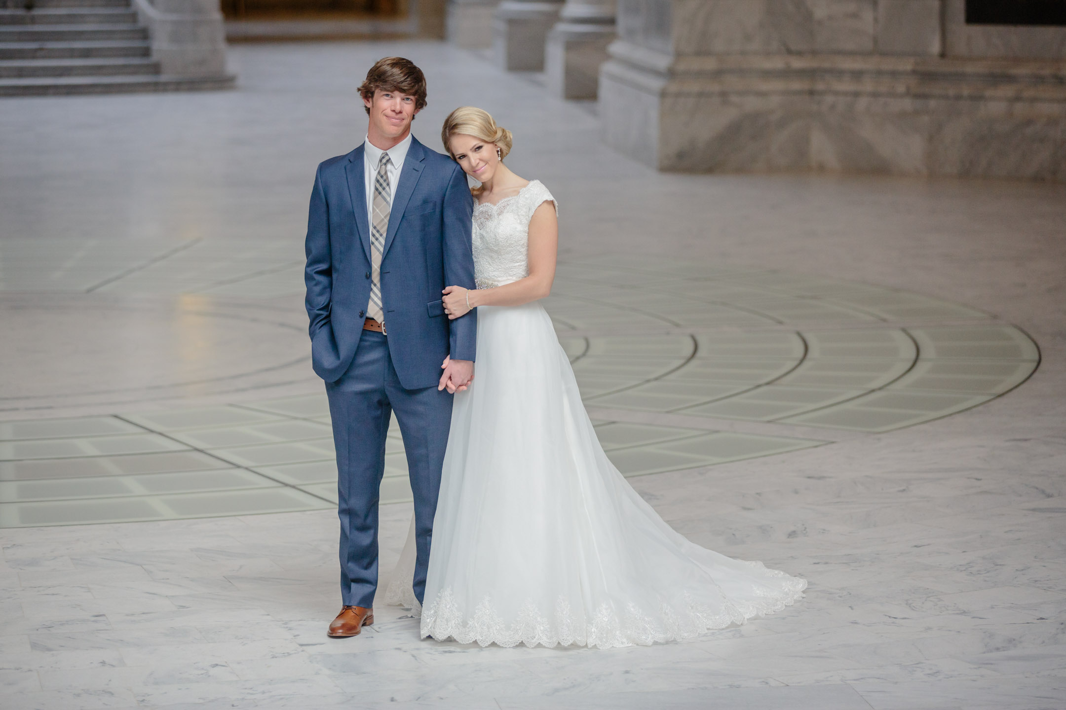 EK-Studios-Utah-Wedding-Photographers-Classy-Bridals-lace-dress-blossoms-spring045-Blog