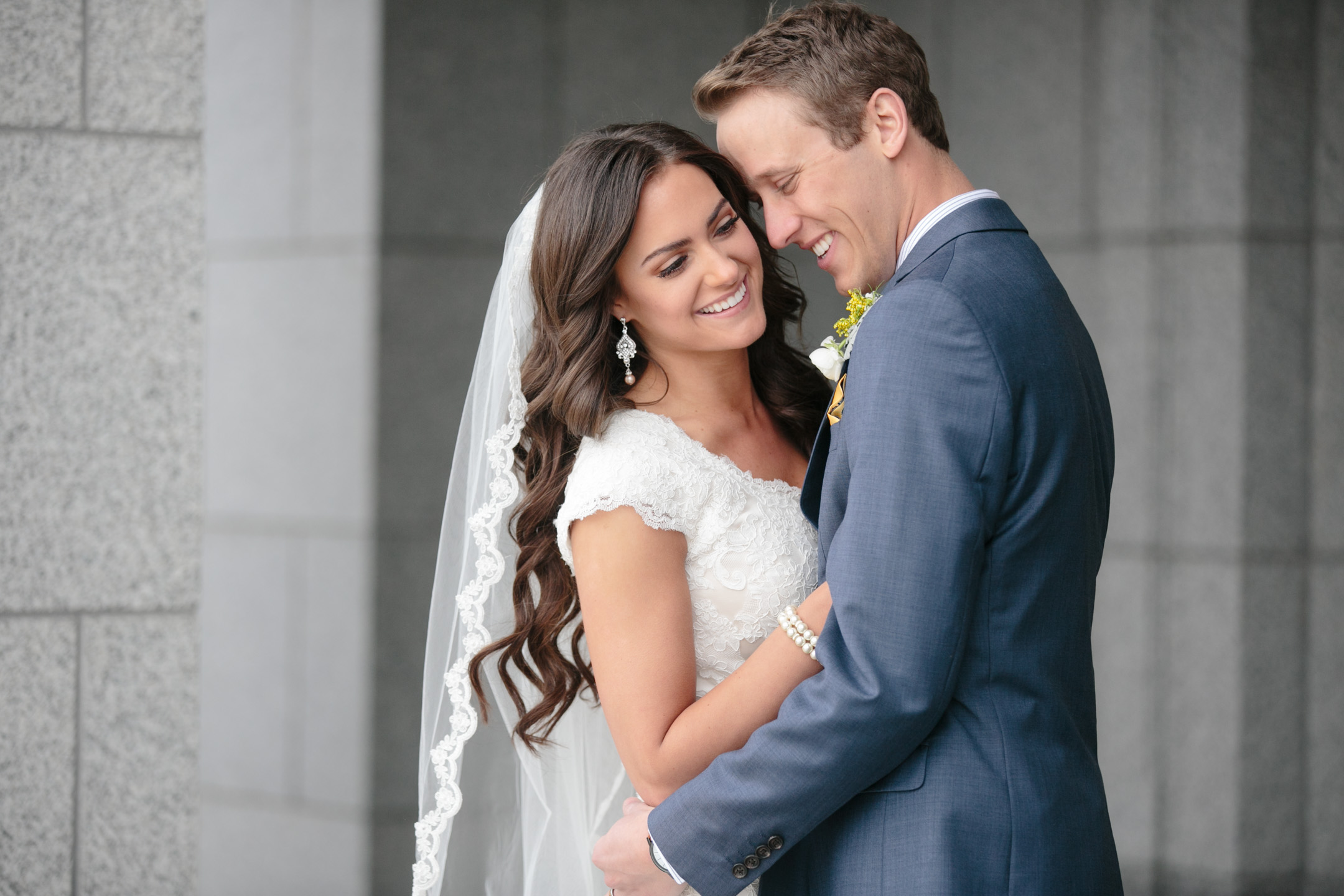 Wedding-Alyssa-Russell-draper-temple-wedding-sleepy-ridge-reception-Utah-Wedding-Photographers-EK-Studios-Photo-Video-024