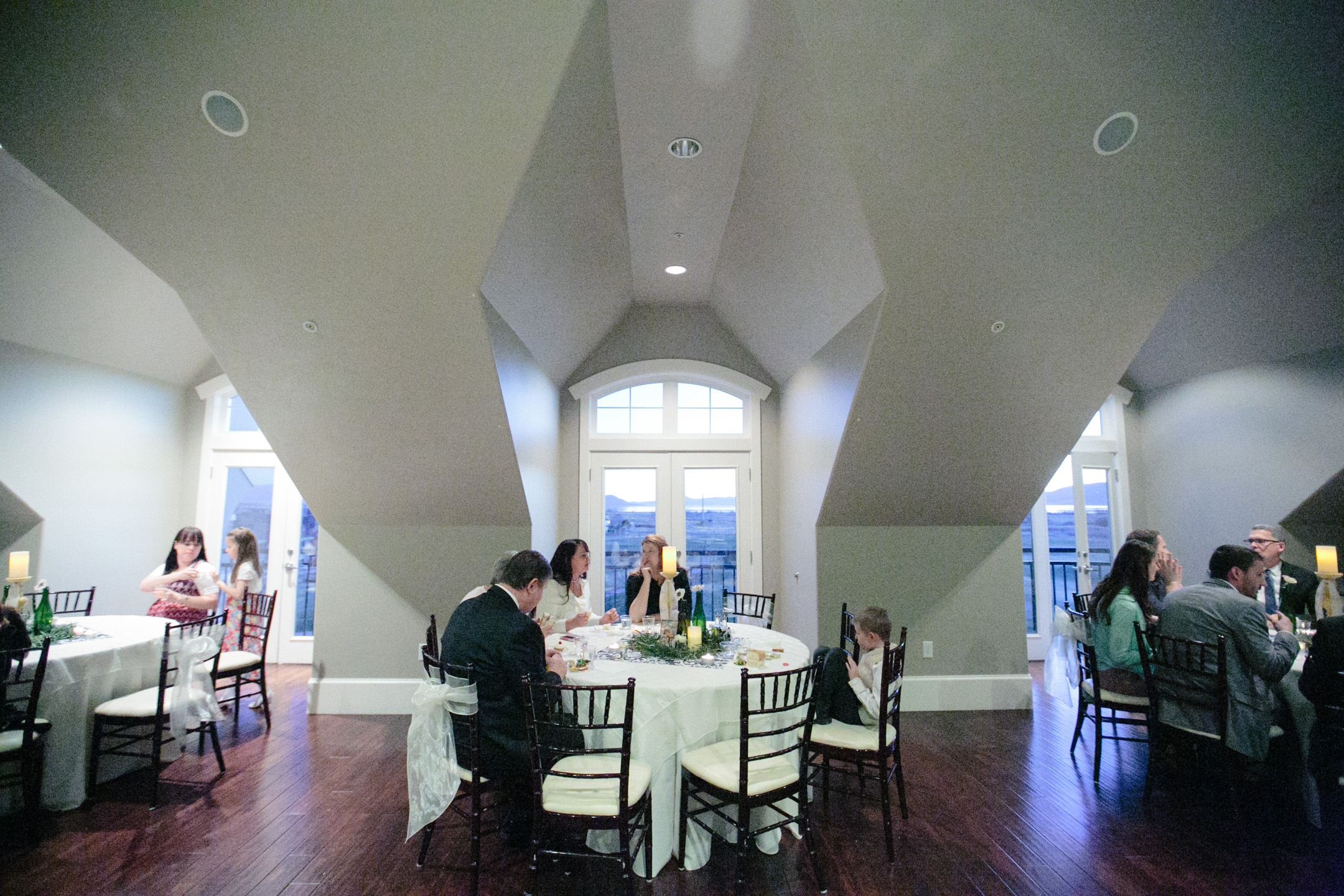 Wedding-Alyssa-Russell-draper-temple-wedding-sleepy-ridge-reception-Utah-Wedding-Photographers-EK-Studios-Photo-Video-044