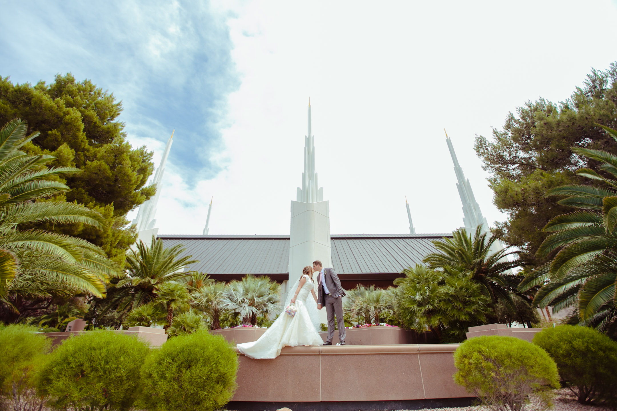 EK-Studios-Utah-Wedding-Photographers-Las-Vegas-Temple-Wedding-lds-Backyard-reception-nevada019-Blog