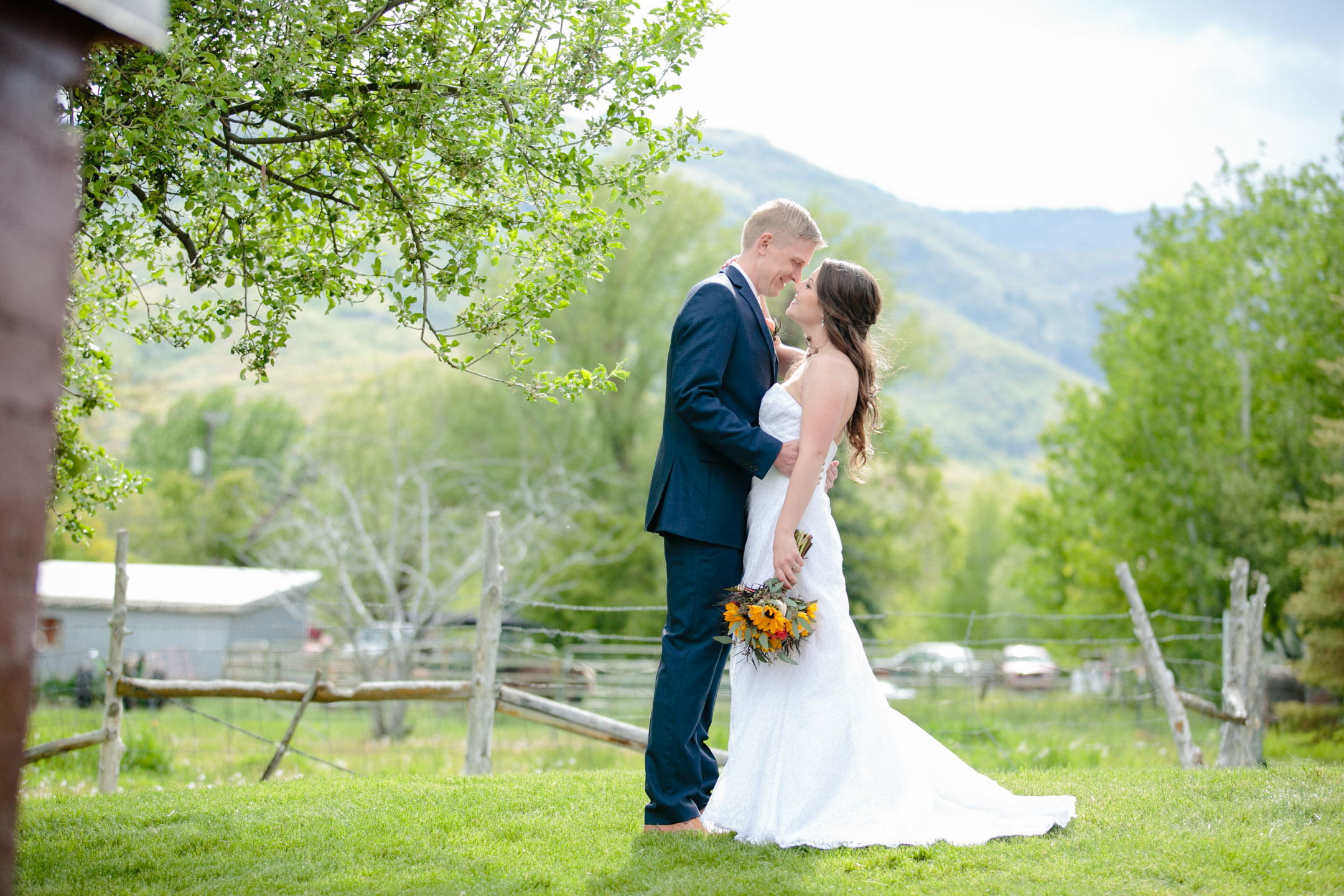 EK-Studios-Utah-Wedding-Photographers-Backyard-barn-wedding048-Blog