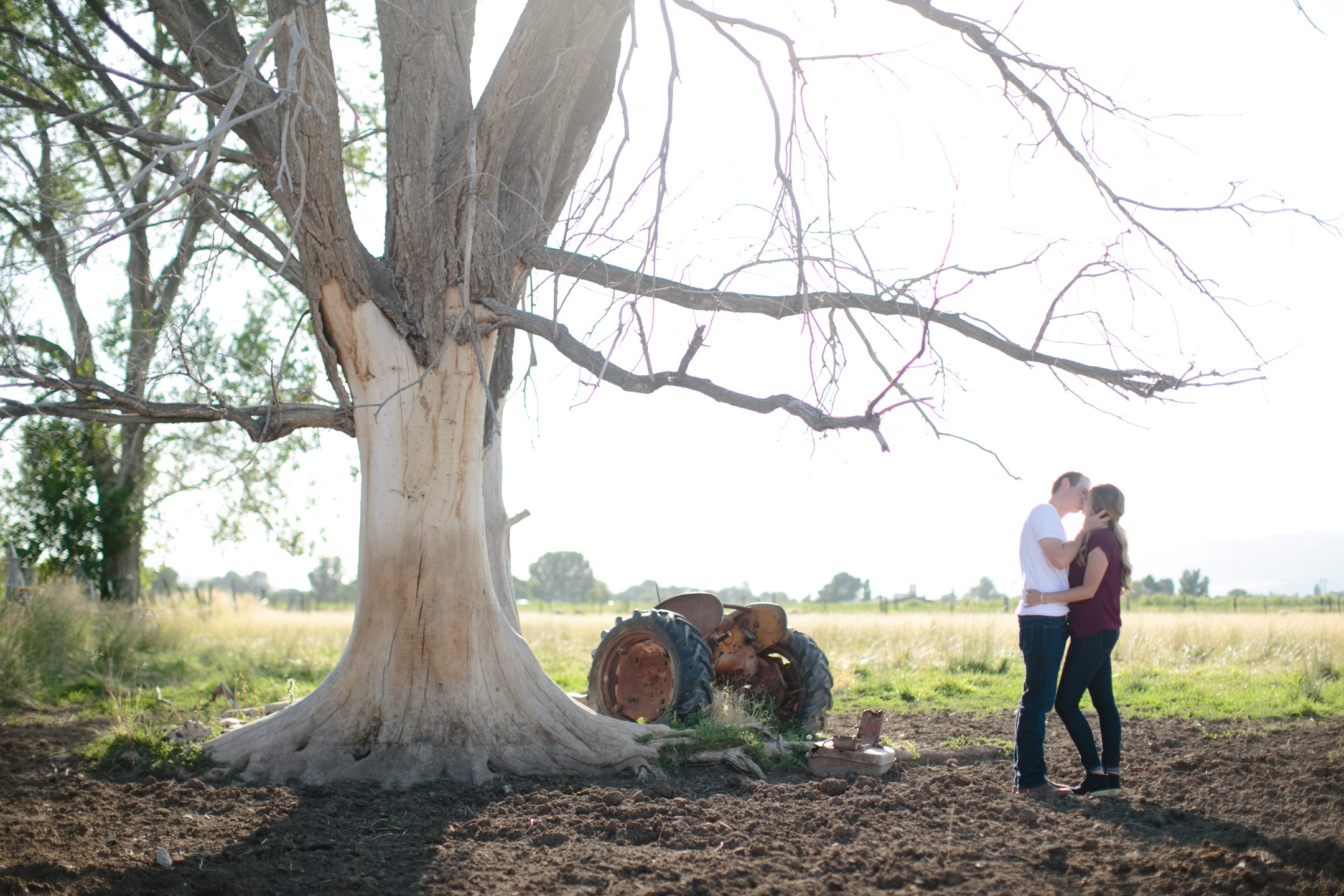 EK-Studios-Utah-Wedding-Photographers-country-engagments-pick-up-truck-farming-field007-Blog