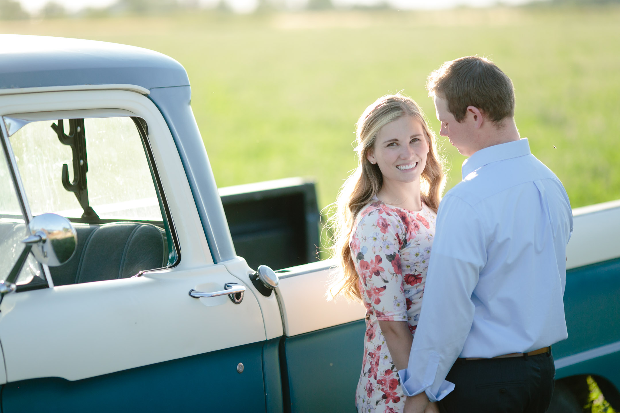 EK-Studios-Utah-Wedding-Photographers-country-engagments-pick-up-truck-farming-field014-Blog