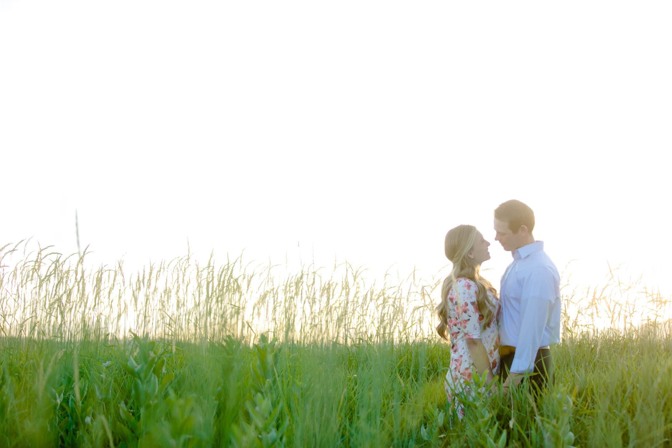 EK-Studios-Utah-Wedding-Photographers-country-engagments-pick-up-truck-farming-field024-Blog