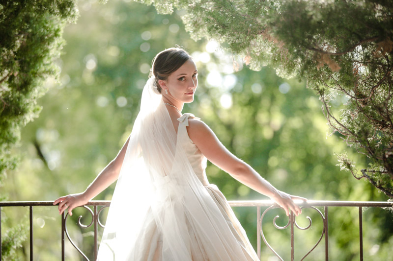 EK-Studios-Utah-Wedding-Photographers-Classy-Elegant-Bridals-Unique-wedding-dress022-Blog