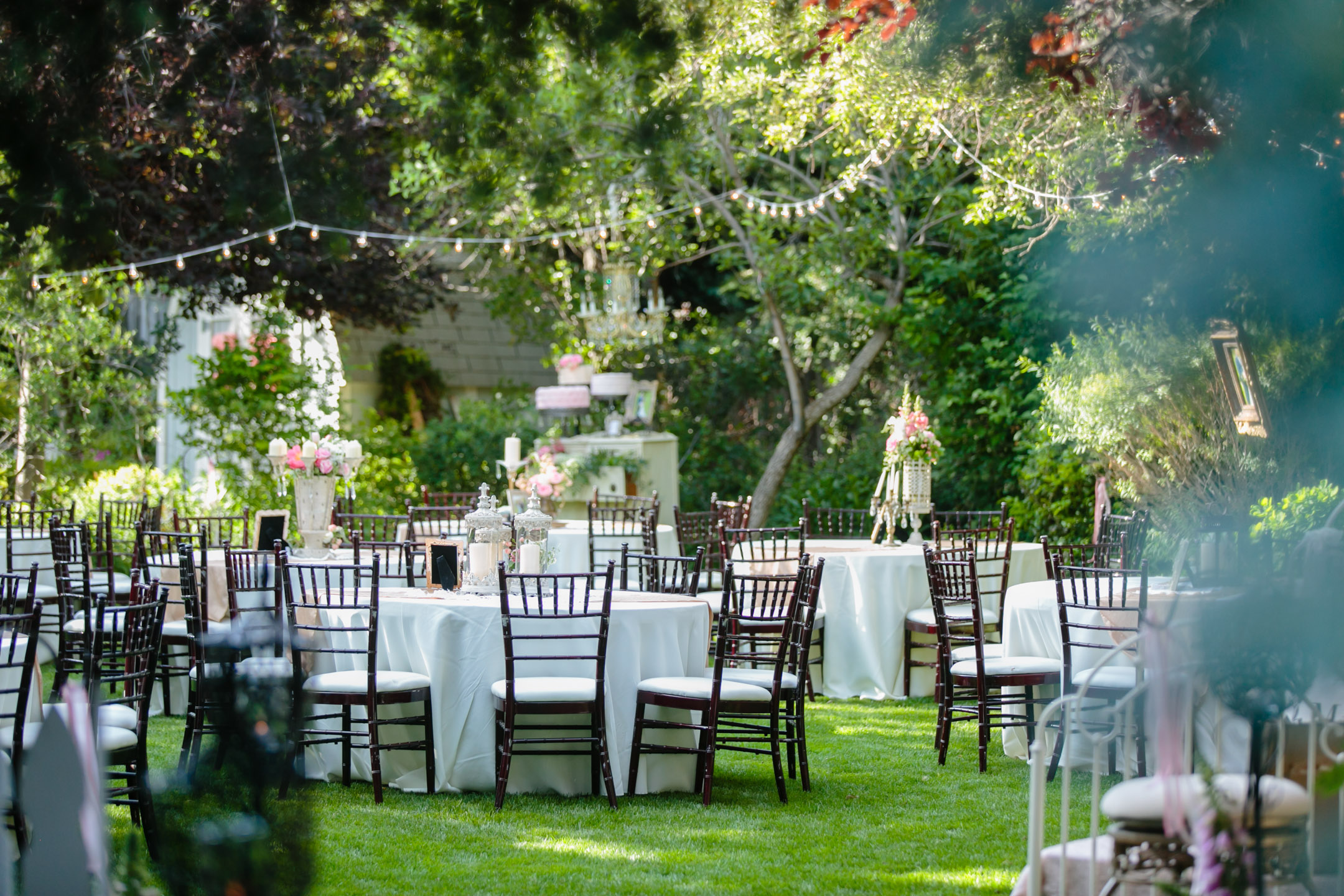 EK-Studios-Utah-Wedding-Photographers-outdoor-Shabby-Chic-wedding-reception-pink023-Blog