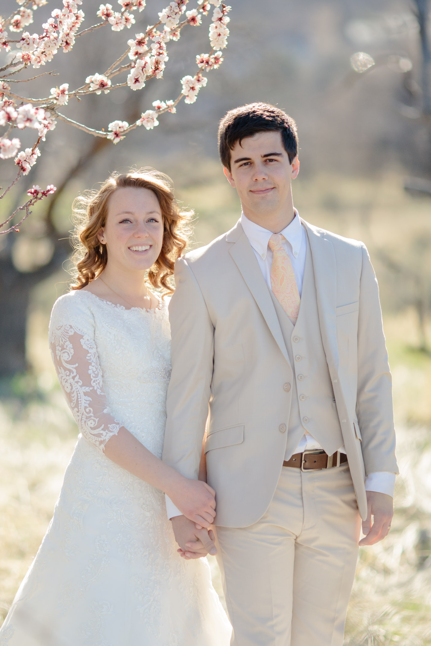 EK-Studios-Utah-Wedding-Photographers-Spring-Bridals-blossoms010-Blog