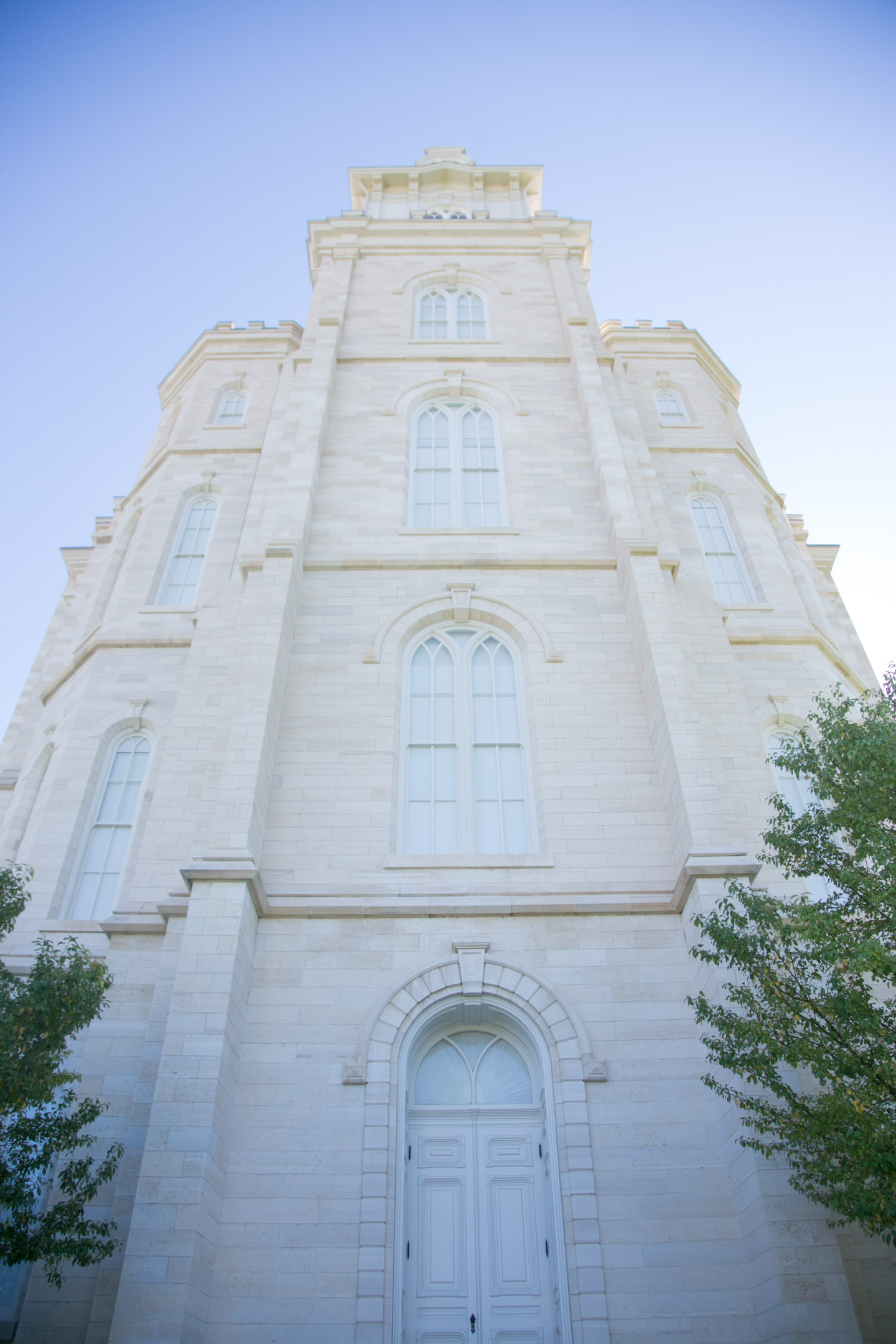 EK-Studios-Utah-Wedding-Photographers-Manti-Temple-Wedding-country-wedding-decorations002-Blog