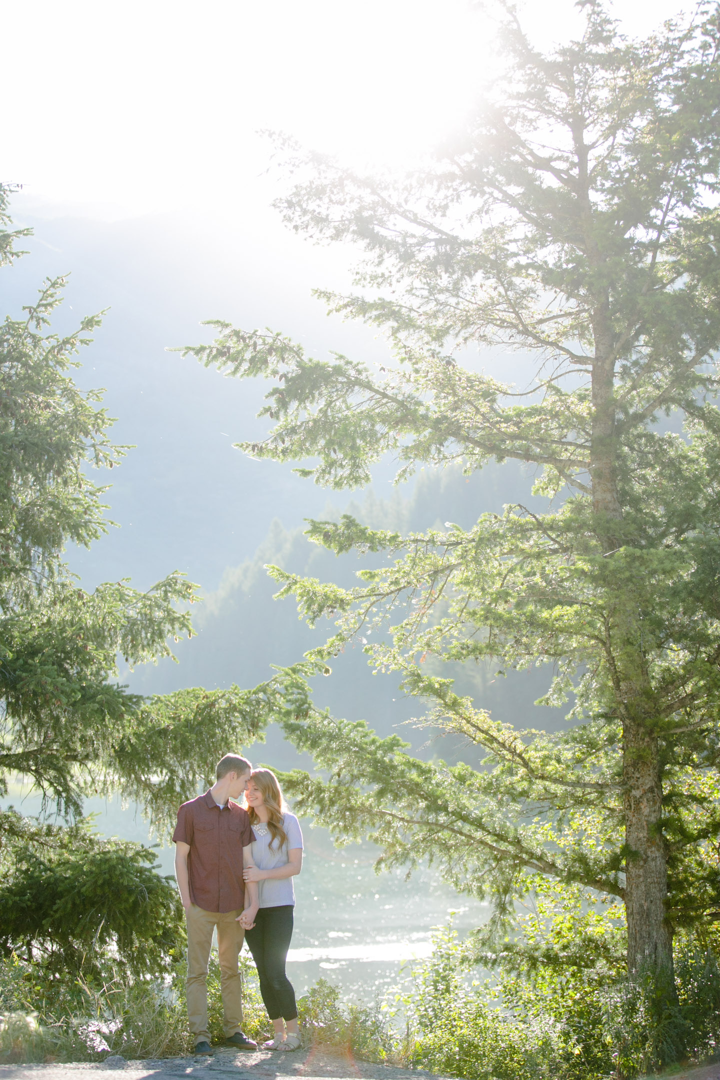 EK-Studios-Utah-Wedding-Photographers-Mountian-lake-engagements011-Blog