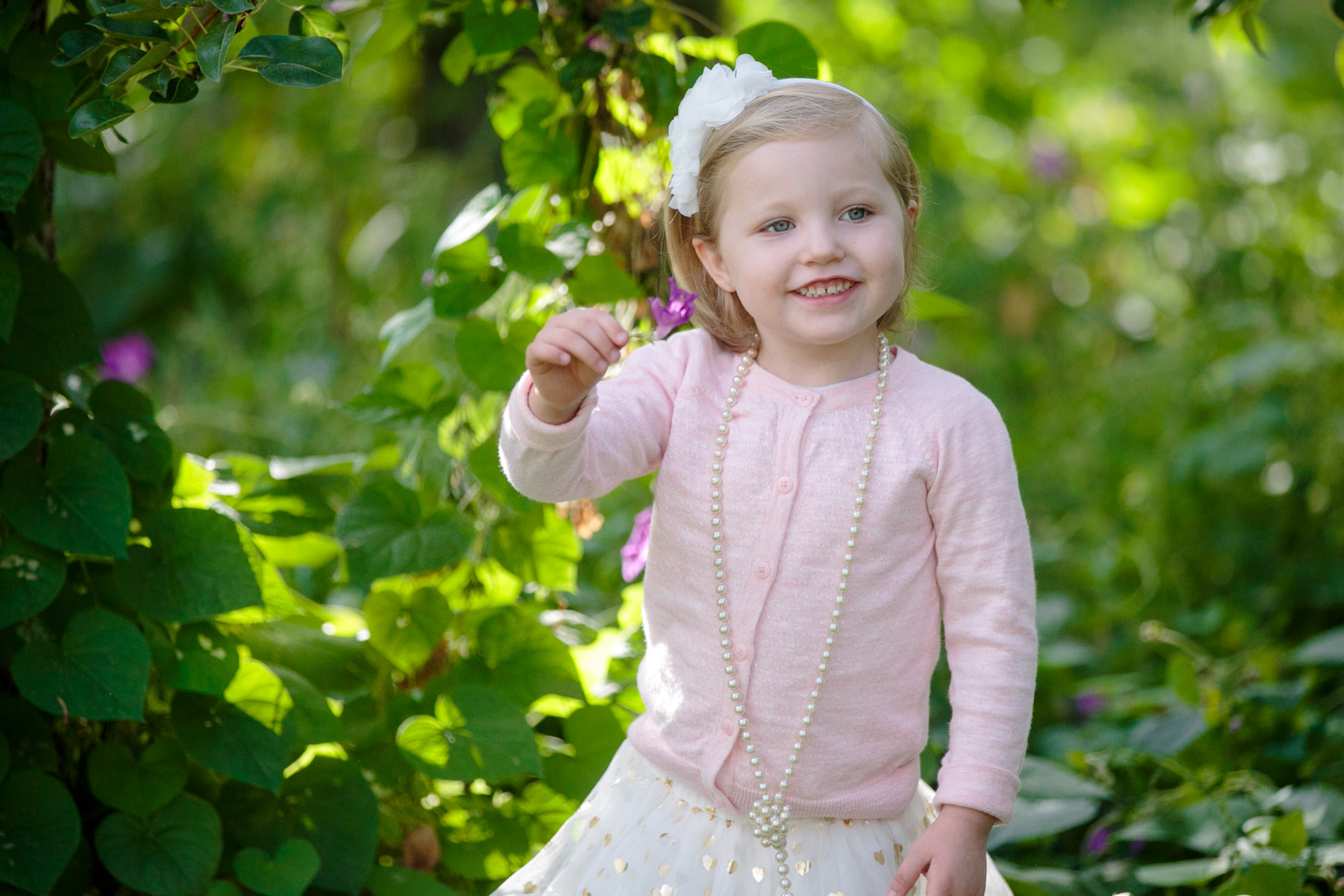 EK-Studios-Utah-Wedding-Photographers-cute-Family-photos-orchard010-Blog