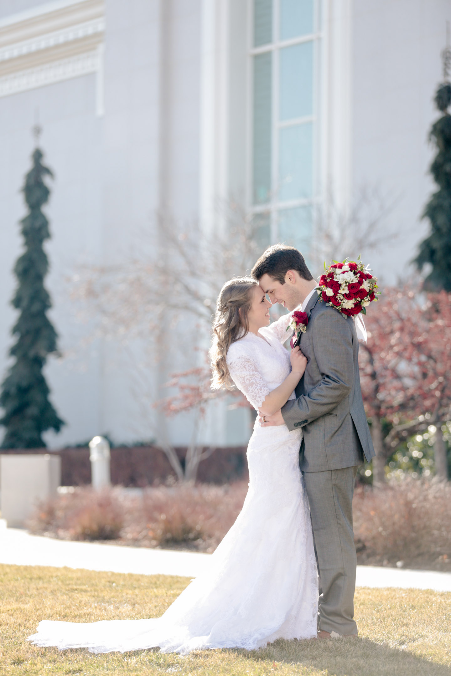 EK-Studios-Utah-Wedding-Photographers-Timpanogos-Temple-Wedding-winter034-Blog
