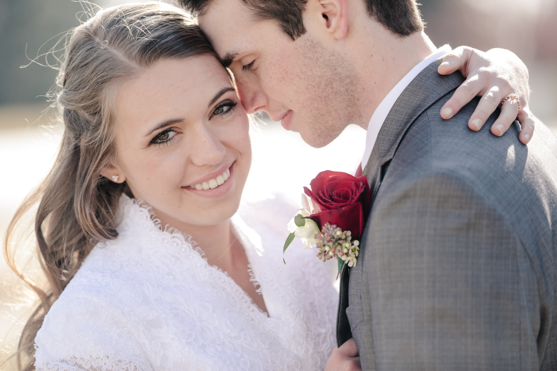 EK-Studios-Utah-Wedding-Photographers-Timpanogos-Temple-Wedding-winter038-Blog