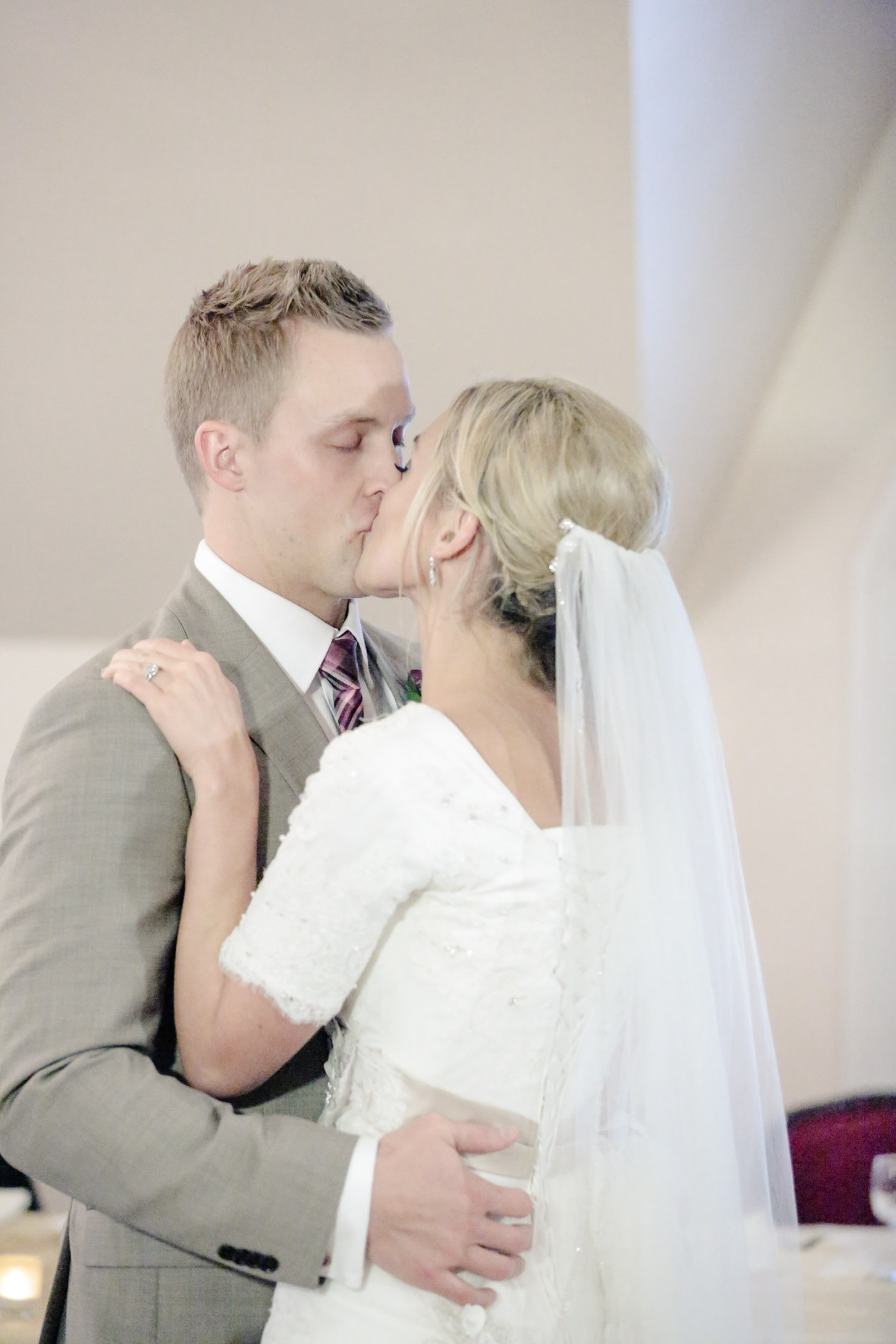 EK-Studios-Utah-Wedding-Photographers-SLC-temple-wedding-lion-house-reception053-Blog