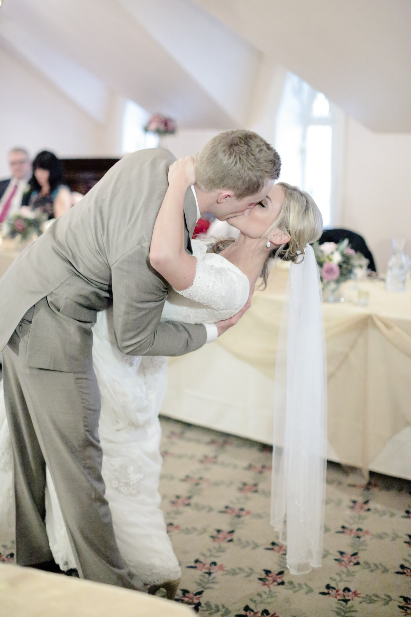 EK-Studios-Utah-Wedding-Photographers-SLC-temple-wedding-lion-house-reception055-Blog