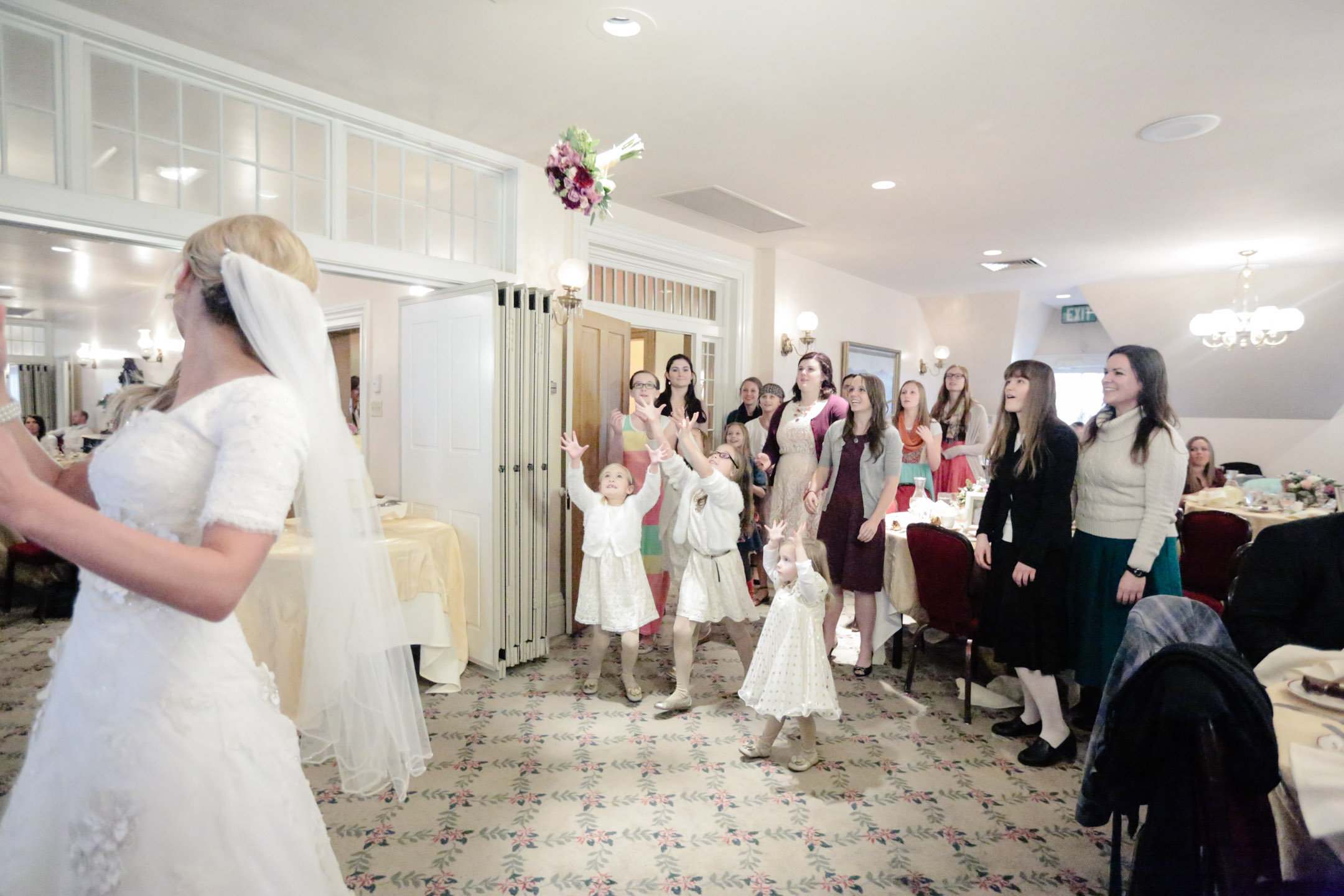 EK-Studios-Utah-Wedding-Photographers-SLC-temple-wedding-lion-house-reception057-Blog