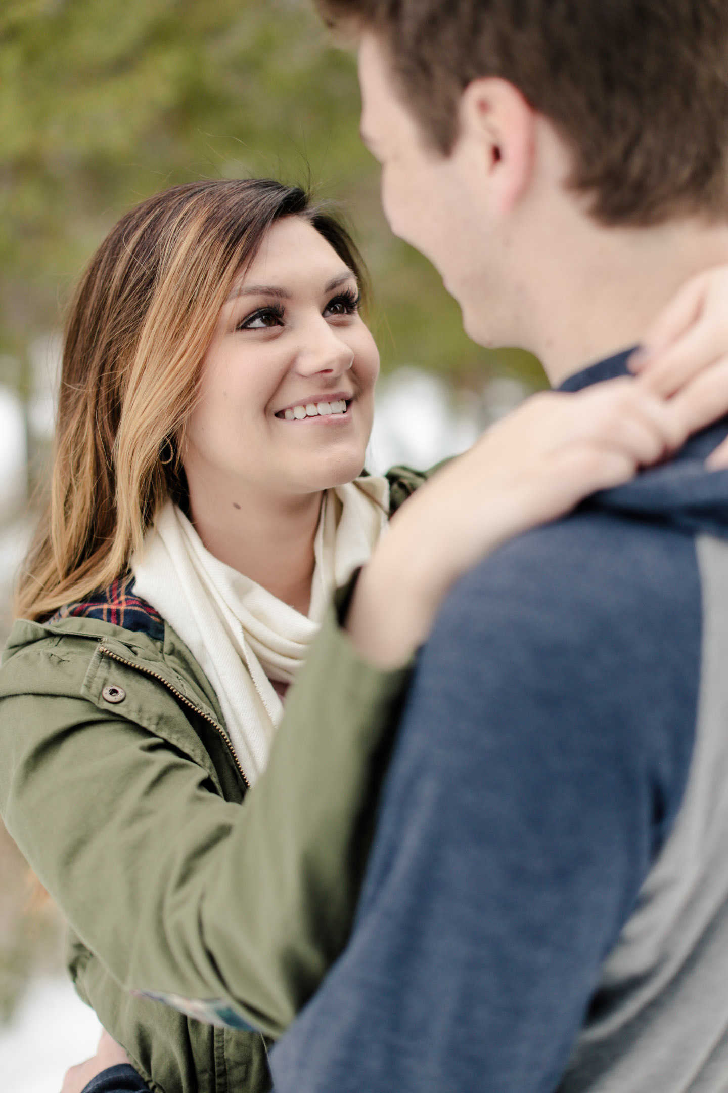 EK-Studios-Utah-Wedding-Photographers-winter-Engagements-in-the-mountains-utah004-Blog