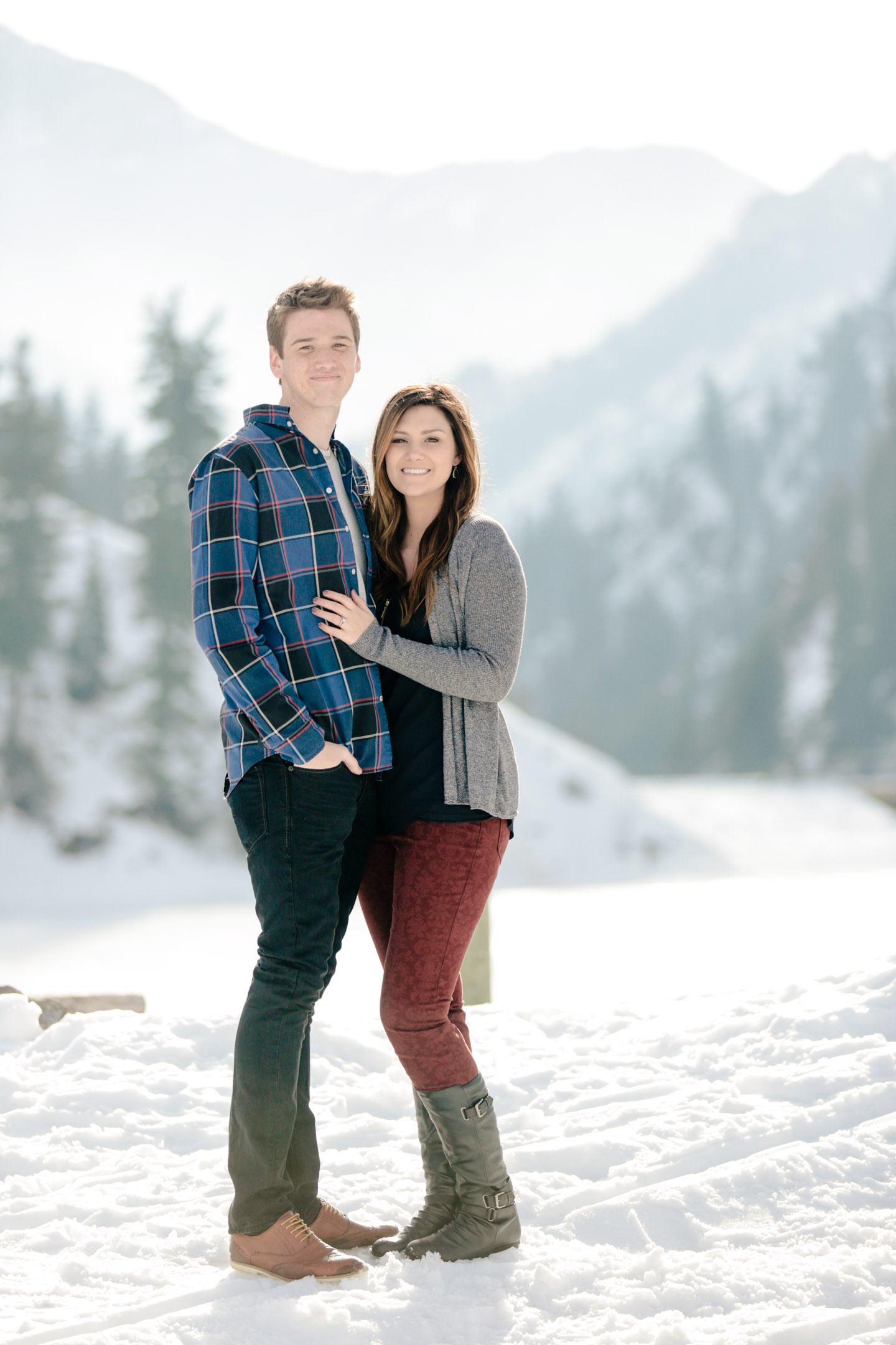 EK-Studios-Utah-Wedding-Photographers-winter-Engagements-in-the-mountains-utah020-Blog
