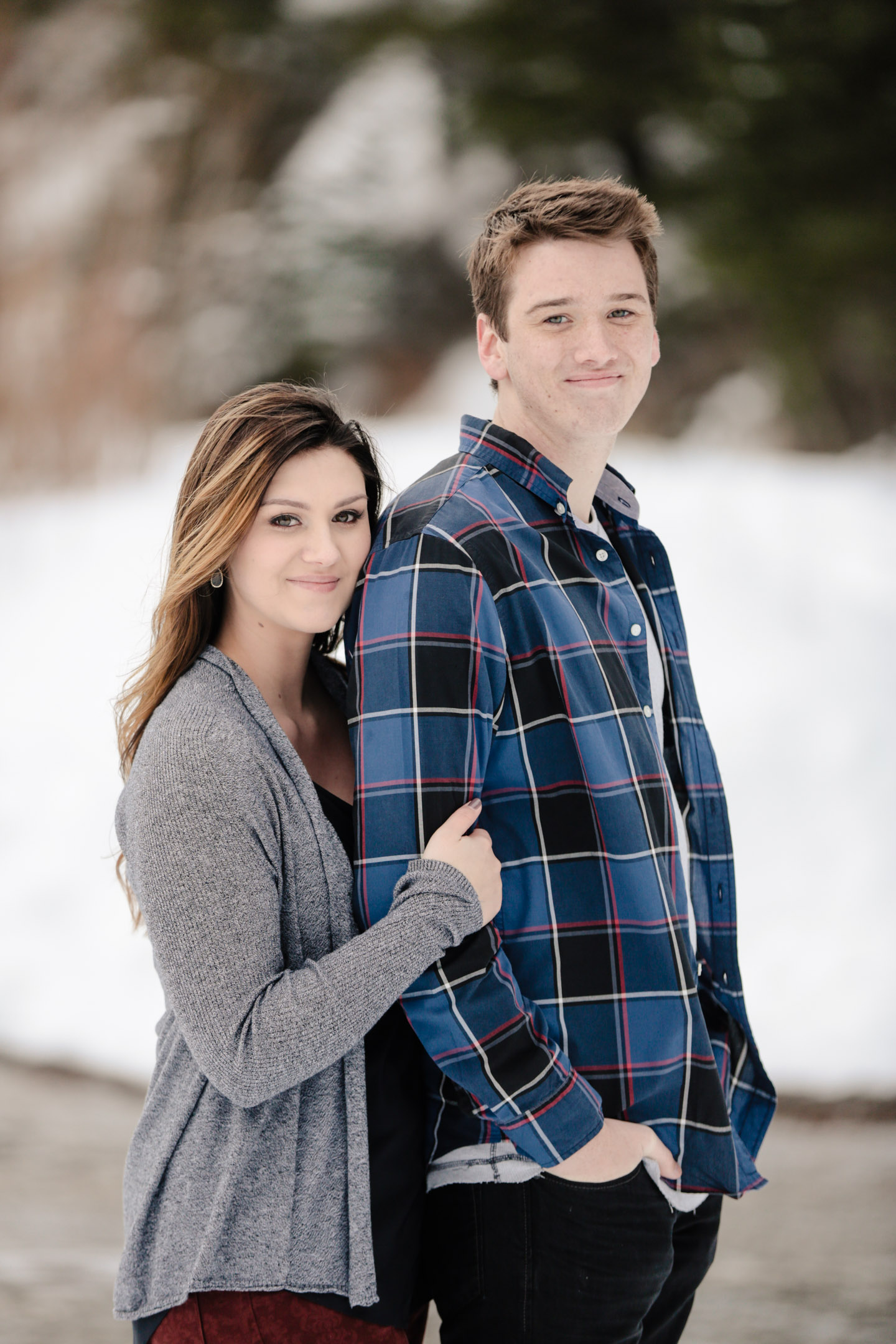 EK-Studios-Utah-Wedding-Photographers-winter-Engagements-in-the-mountains-utah028-Blog