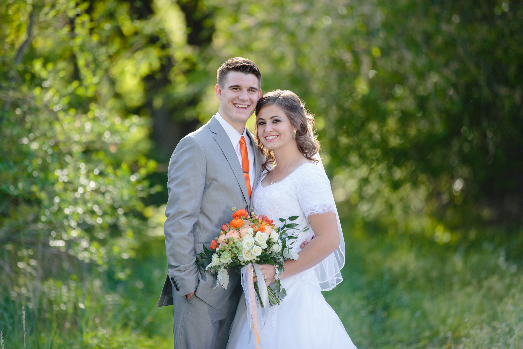 Timpanogos-temple-bridals-Utah-Wedding-Photographers-EK-Studios-Photo-Video-013