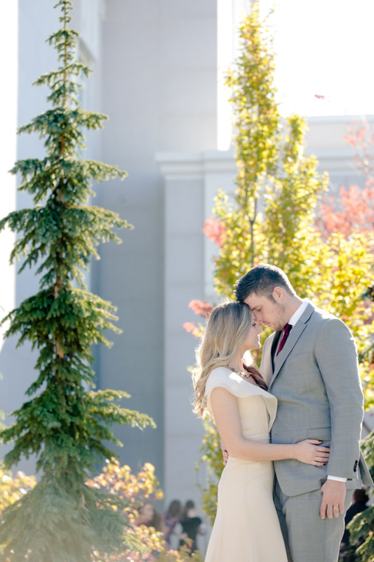 EK-Studios-Utah-Wedding-Photographers-Timpanogos-Temple-Wedding-in-reception-in-parade-of-homes012-Blog