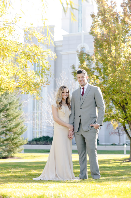 EK-Studios-Utah-Wedding-Photographers-Timpanogos-Temple-Wedding-in-reception-in-parade-of-homes017-Blog