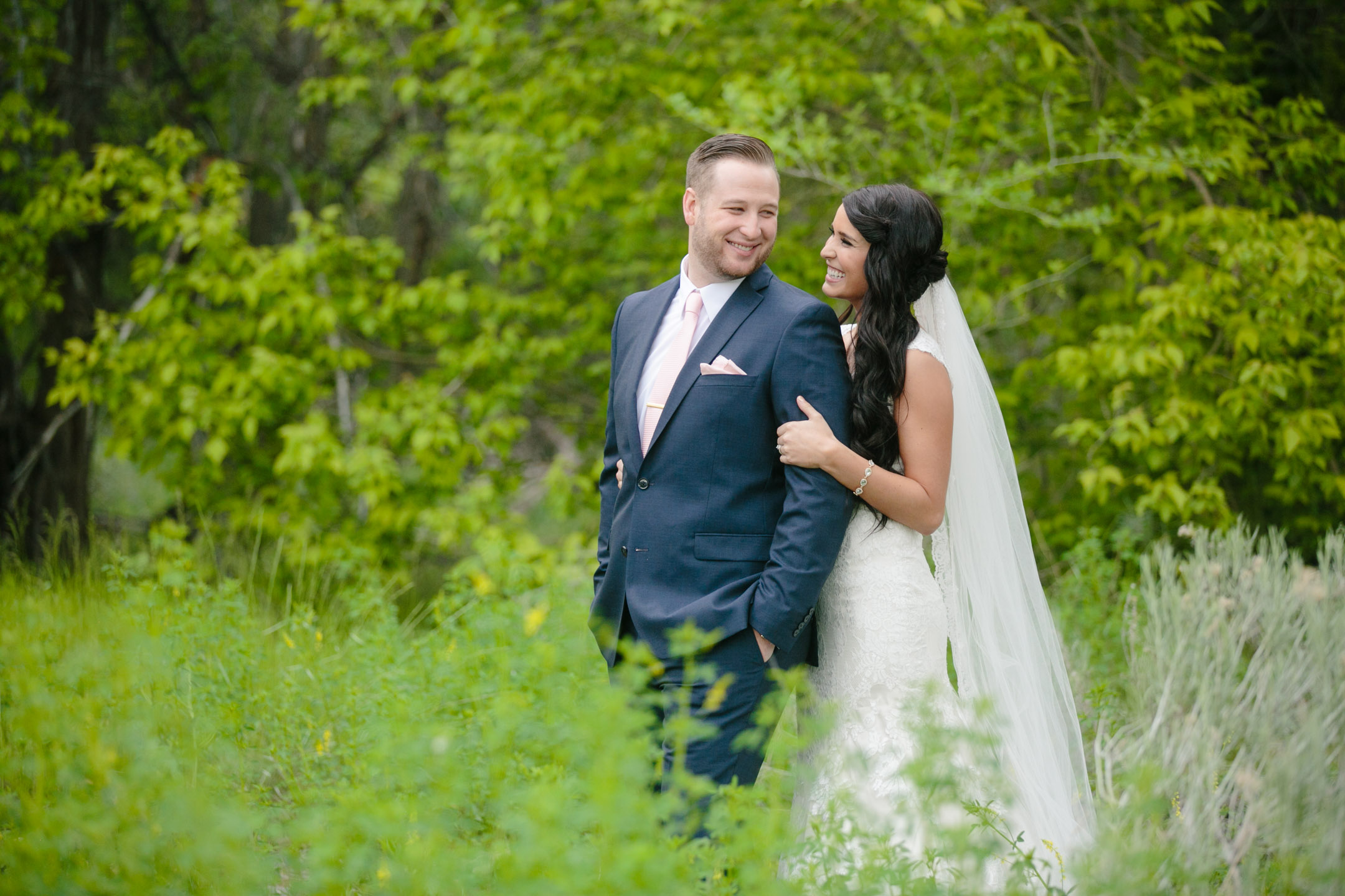 EK-Studios-Utah-Wedding-Photographers-Nature-Bridals-overlooking-the-city003-Blog
