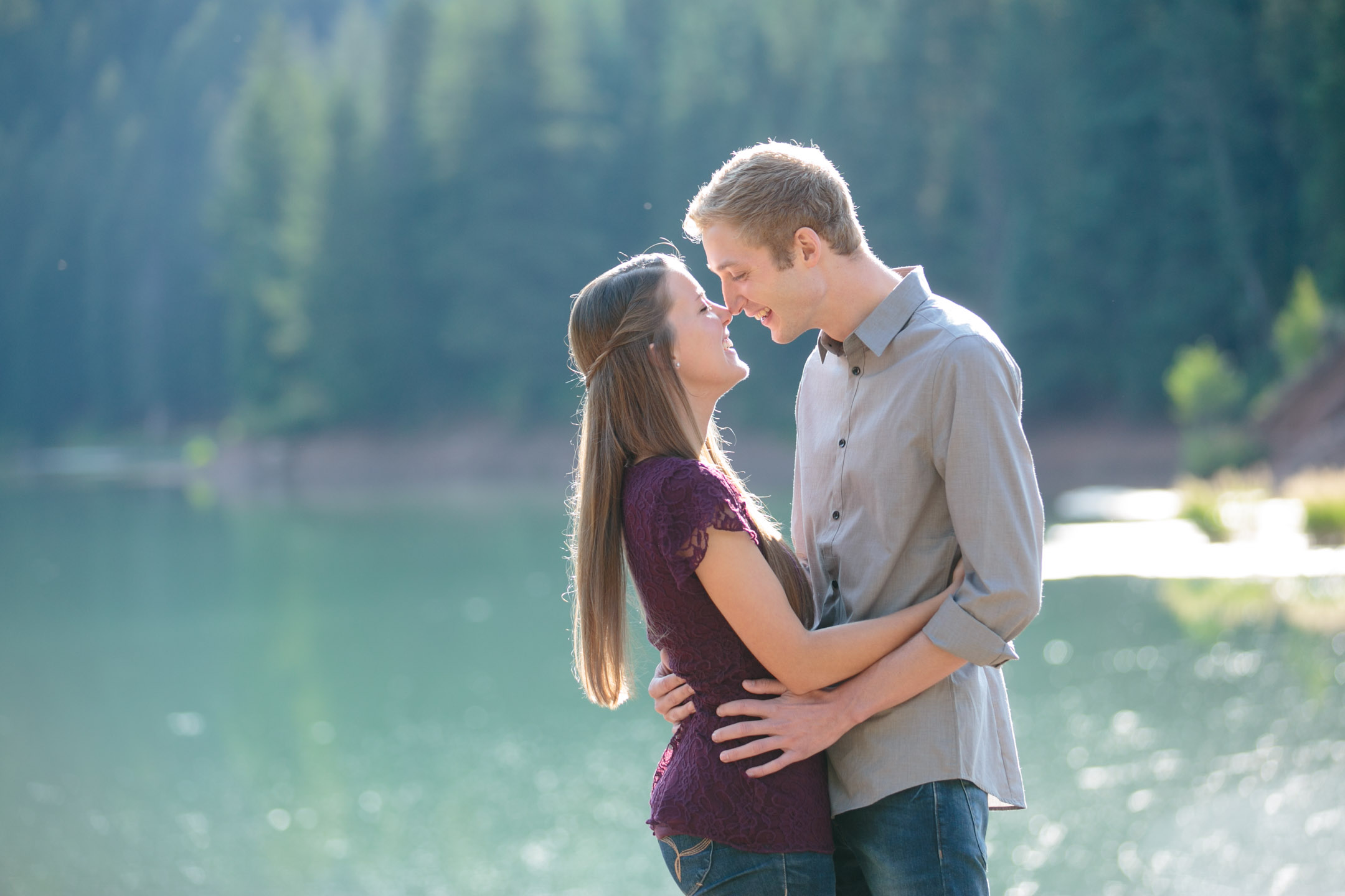 EK-Studios-Utah-Wedding-Photographers-mountain-lake-Engagements002-Blog