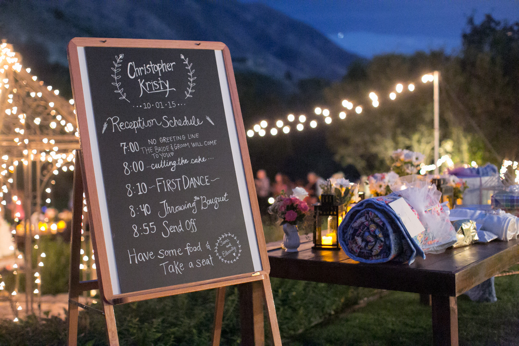 EK-Studios-Utah-Wedding-Photographers-Timpanogos-Temple-wedding-unique-outdoor-reception-045-Blog1
