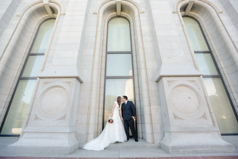 EK-Studios-Utah-Wedding-Photographers-Log-Haven-Wedding-Reception011-Blog