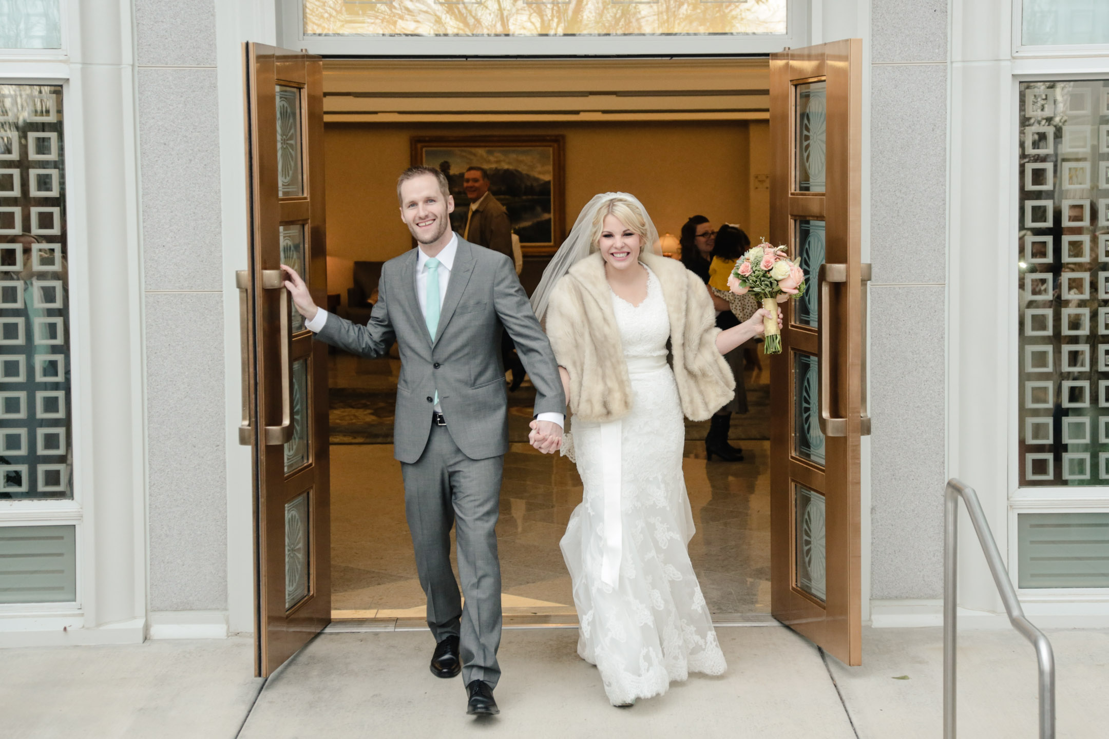 EK-Studios-Utah-Wedding-Photographers-Timpanogos-Temple-wedding-reception-La-Jolla-Groves003-Blog