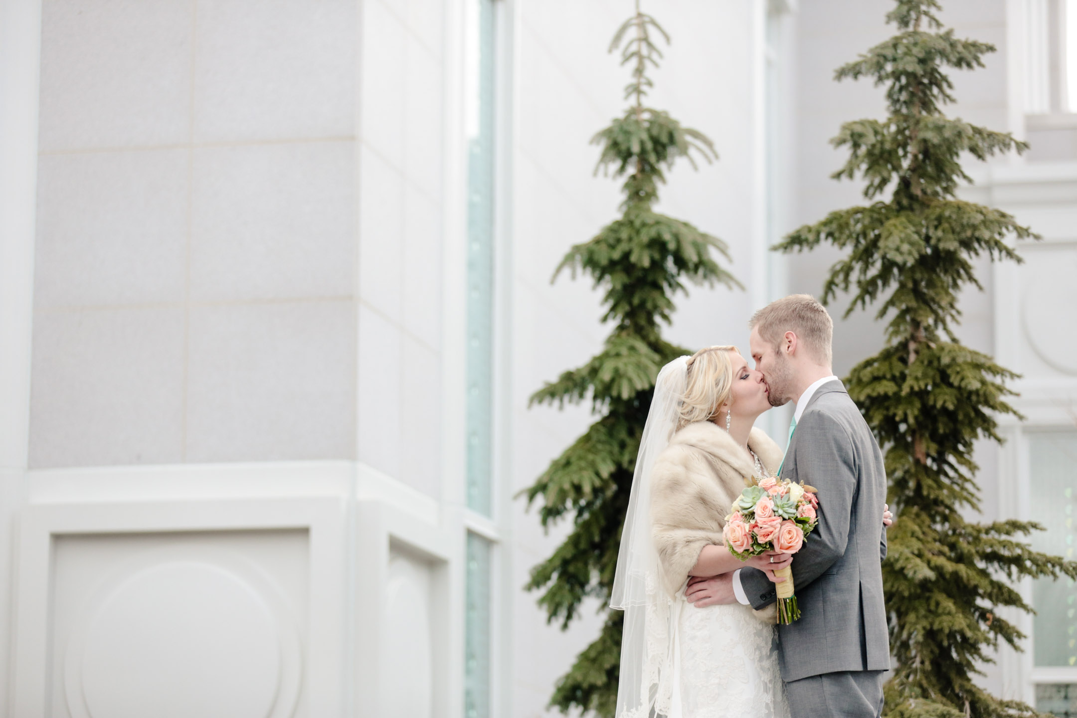 EK-Studios-Utah-Wedding-Photographers-Timpanogos-Temple-wedding-reception-La-Jolla-Groves010-Blog