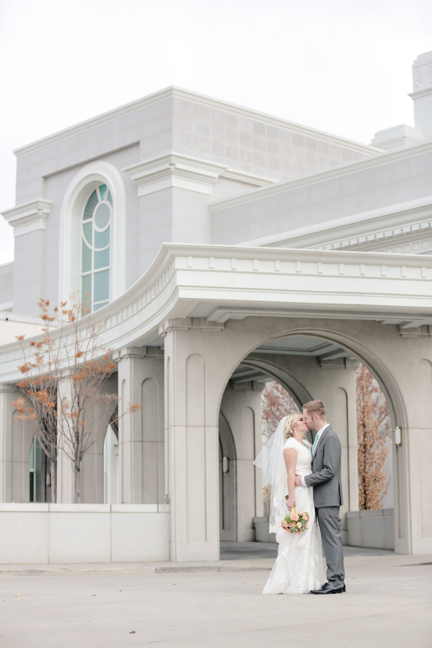 EK-Studios-Utah-Wedding-Photographers-Timpanogos-Temple-wedding-reception-La-Jolla-Groves021-Blog