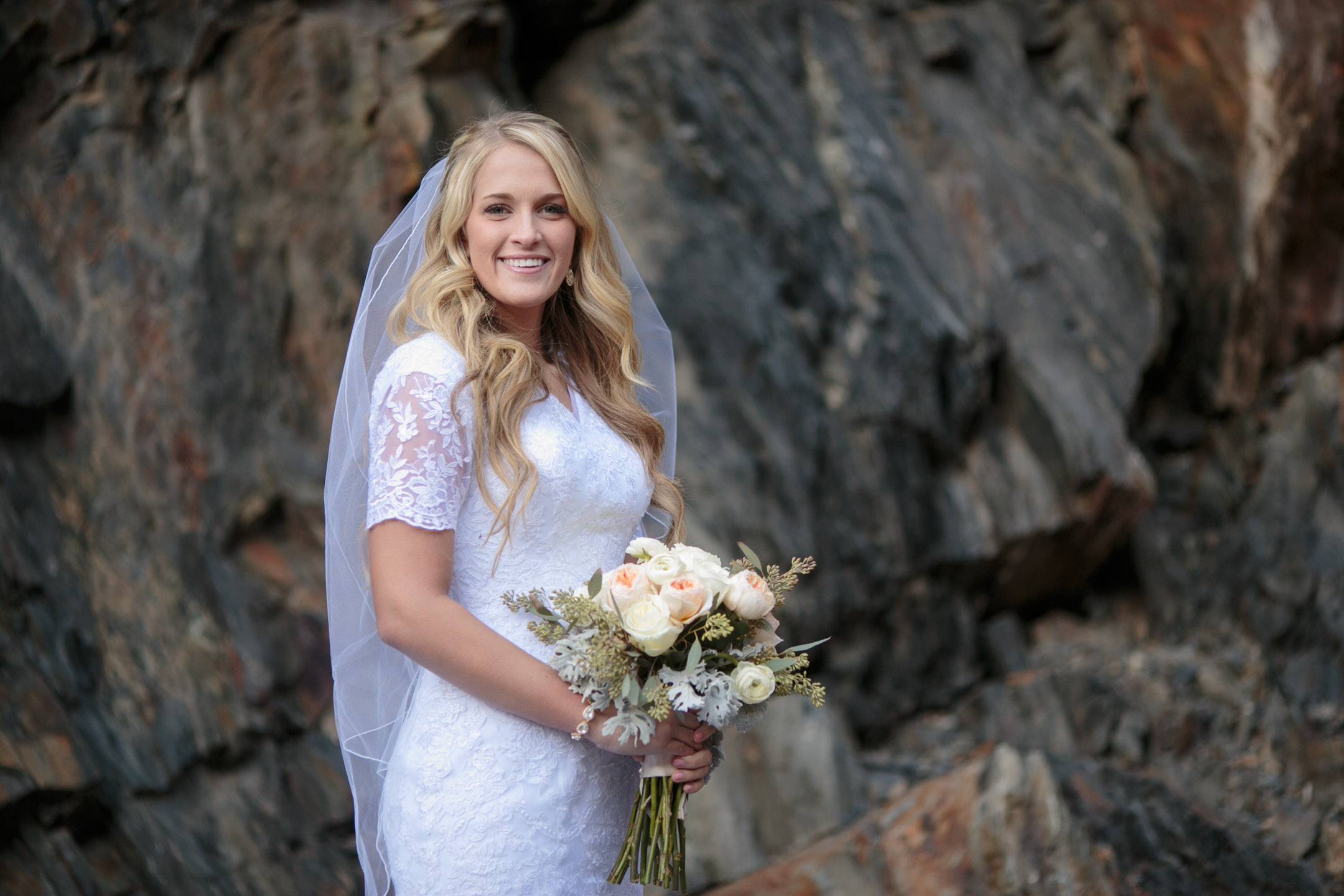 EK-Studios-Utah-Wedding-Photographers-Winter-Mountian-Bridals-Utah-Photography029-Blog