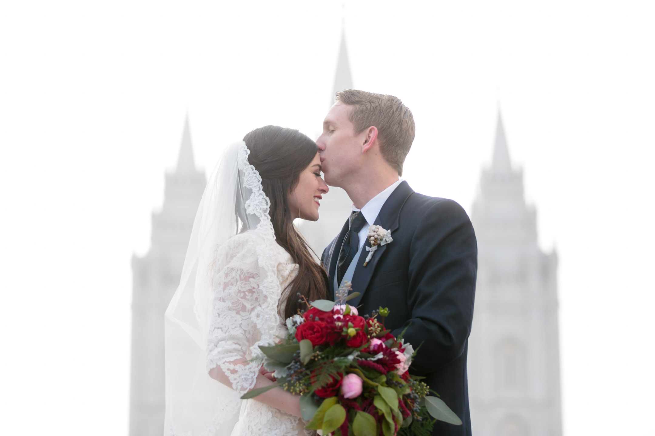 EK-Studios-Utah-Wedding-Photographers-Salt-lake-temple-wedding-heritage-gardens-reception011-Blog
