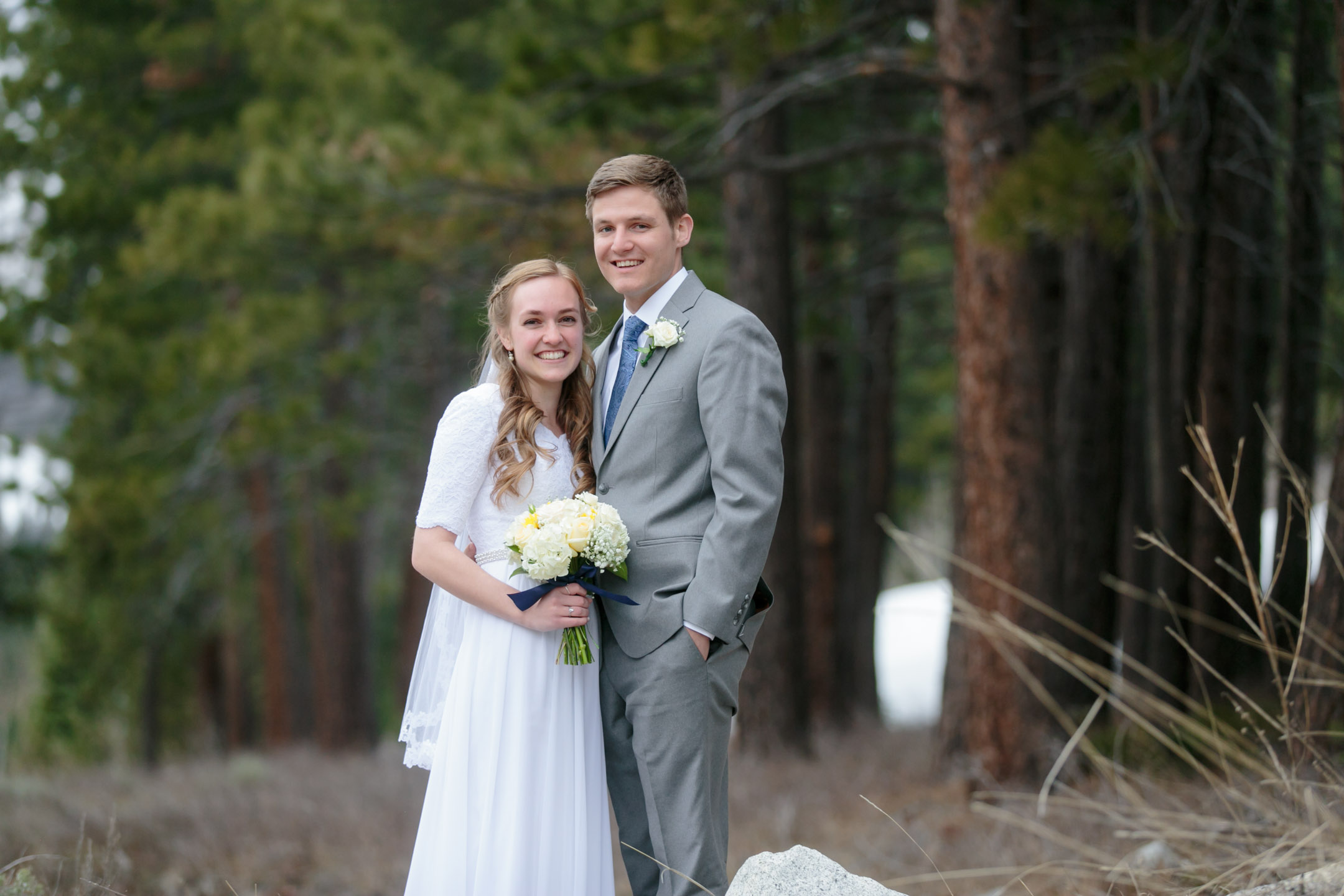 EK-Studios-Utah-Wedding-Photographers-Bridals-in-the-woods-pines002-Blog