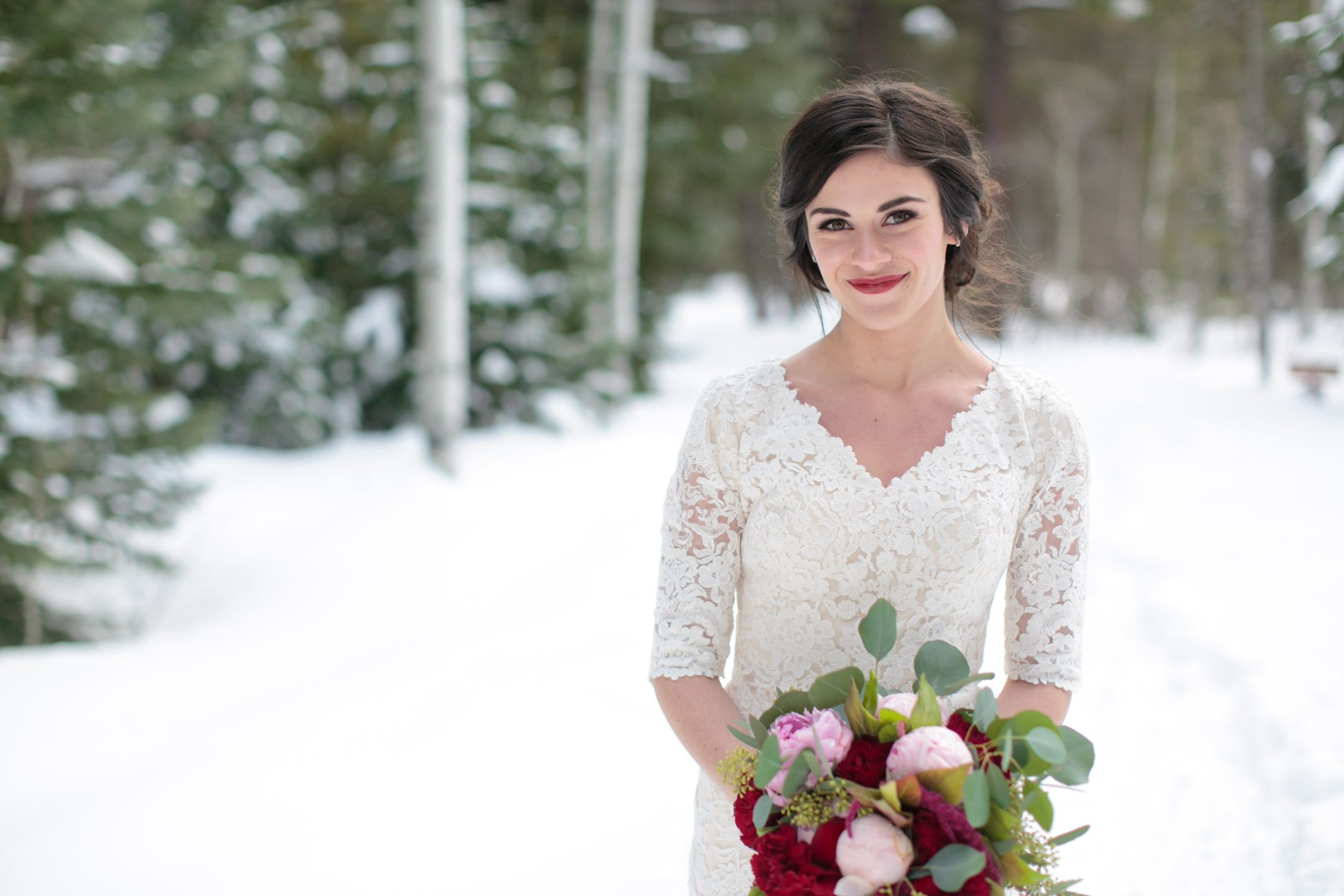 EK-Studios-Utah-Wedding-Photographers-Winter-Bridals-in-the-mountians-woods015-Blog