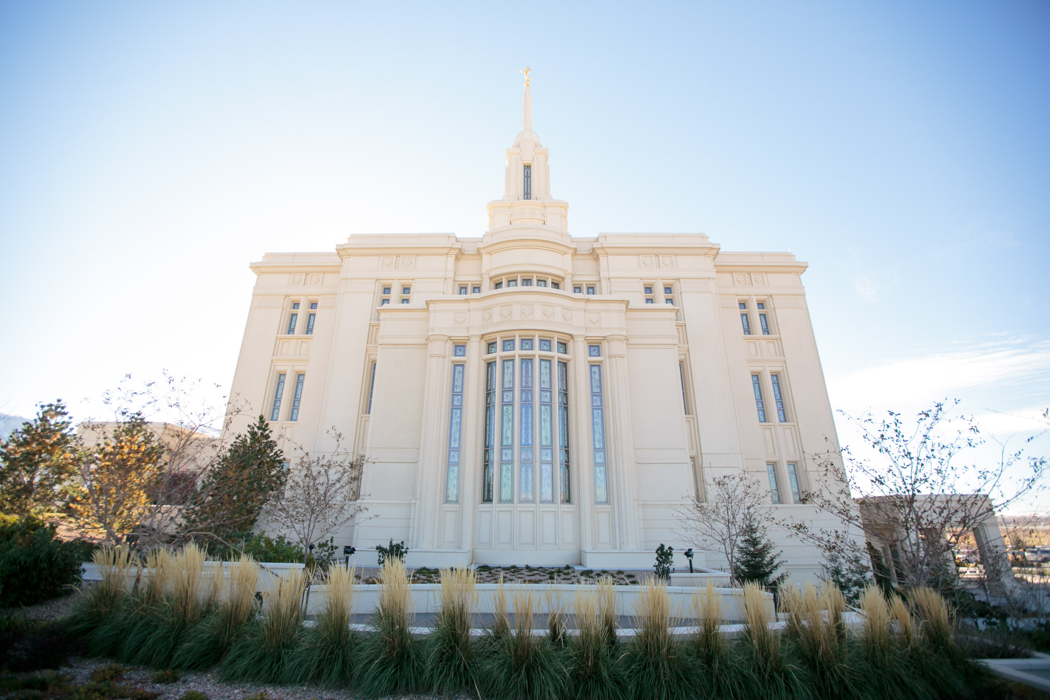 EK-Studios-Utah-Wedding-Photographers-Payson-Temple-Wedding001-Blog