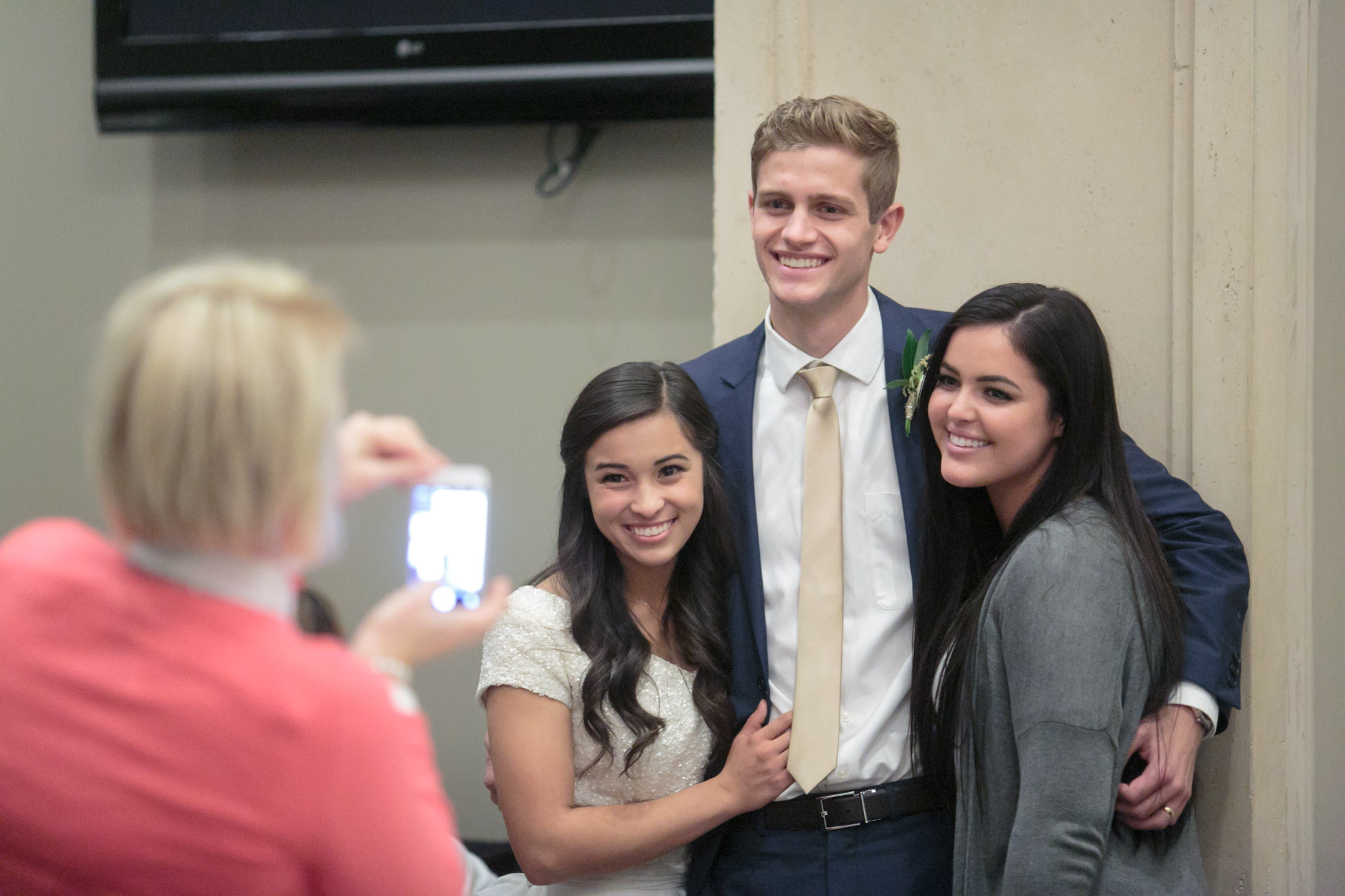 EK-Studios-Utah-Wedding-Photographers-Draper-Temple-Wedding-Sleepy-Ridge-Reception-Utah027-Blog