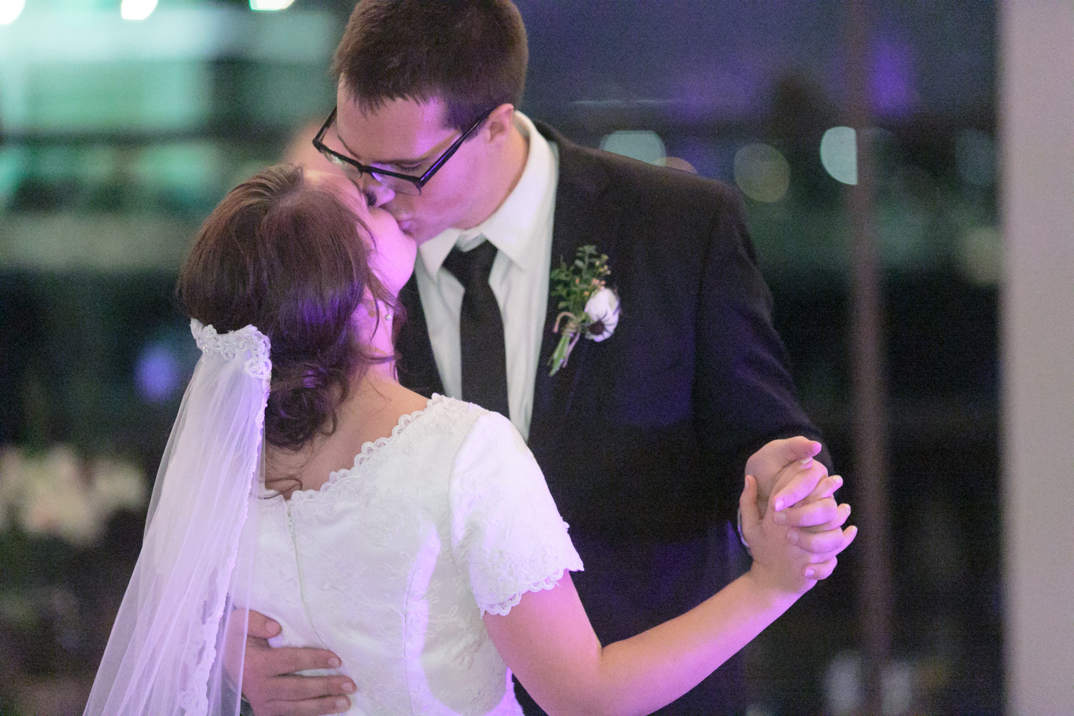 EK-Studios-Utah-Wedding-Photographers-Payson-Temple-Wedding-Photography050-Blog