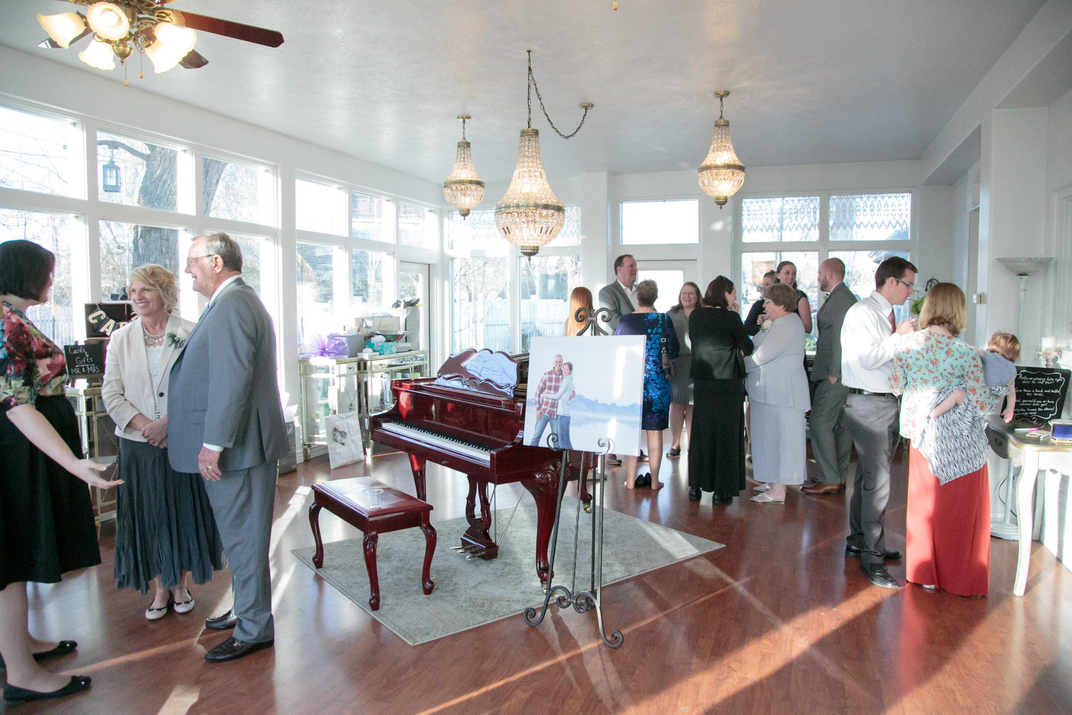 EK-Studios-Utah-Wedding-Photographers-Bountiful-Temple-Wedding-Chantilly-Mansion-Wedding-Reception061-Blog1