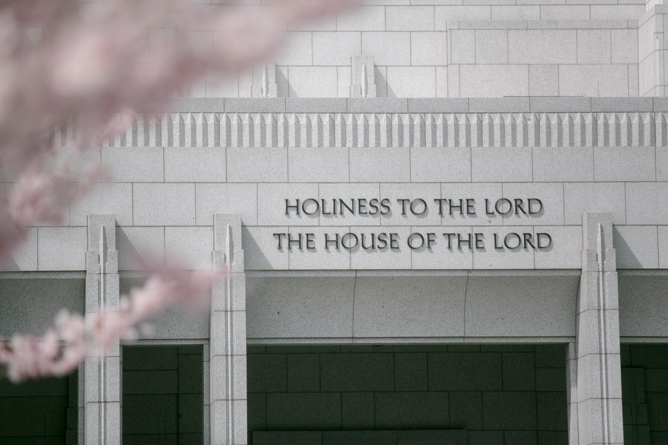 EK-Studios-Utah-Wedding-Photographers-Draper-Temple-Wedding-Utah-photography-blossoms001-Blog