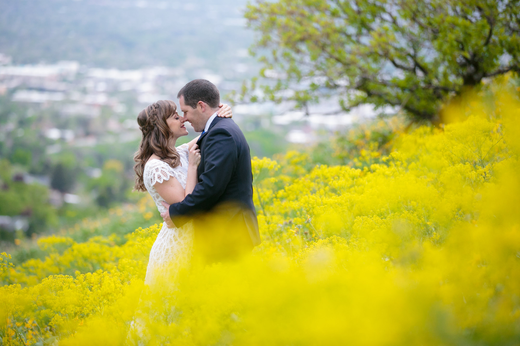EK-Studios-Utah-Wedding-Photographers-Salt-Lake-City-Photographer-Bridals-wild-flowers-city-overlook-sunset001-Blog